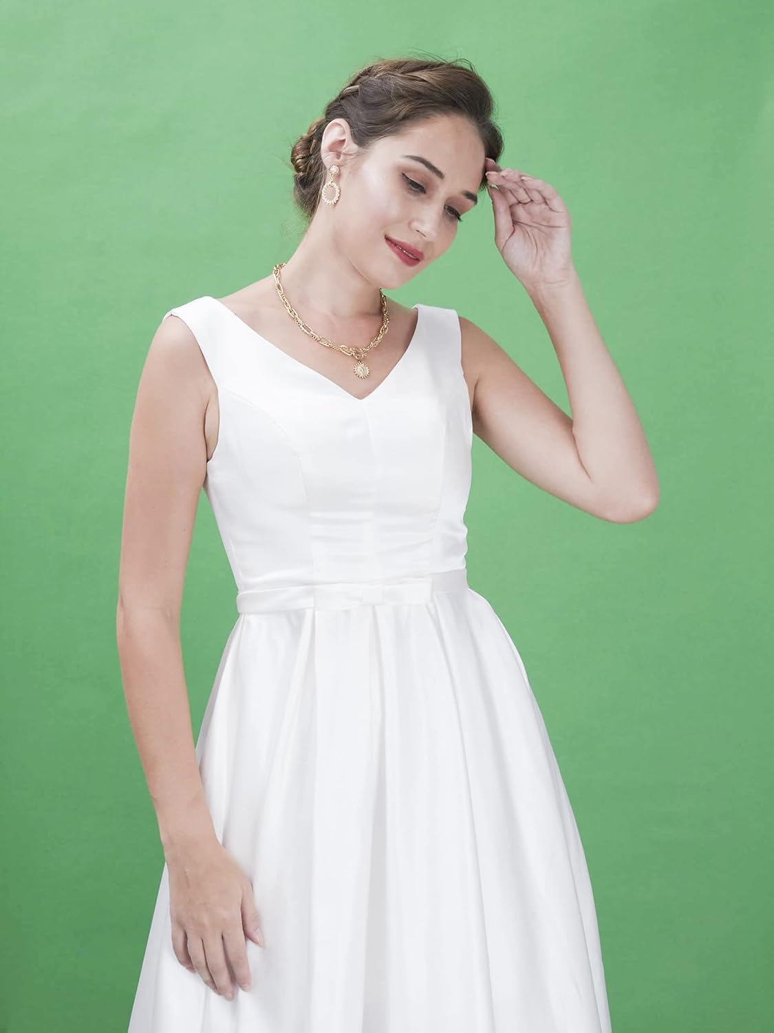 Seamless Photography Background Paper Roll, Green Photo Paper Backdrop for Photography, Video and Streaming (107''x36' Stinger)