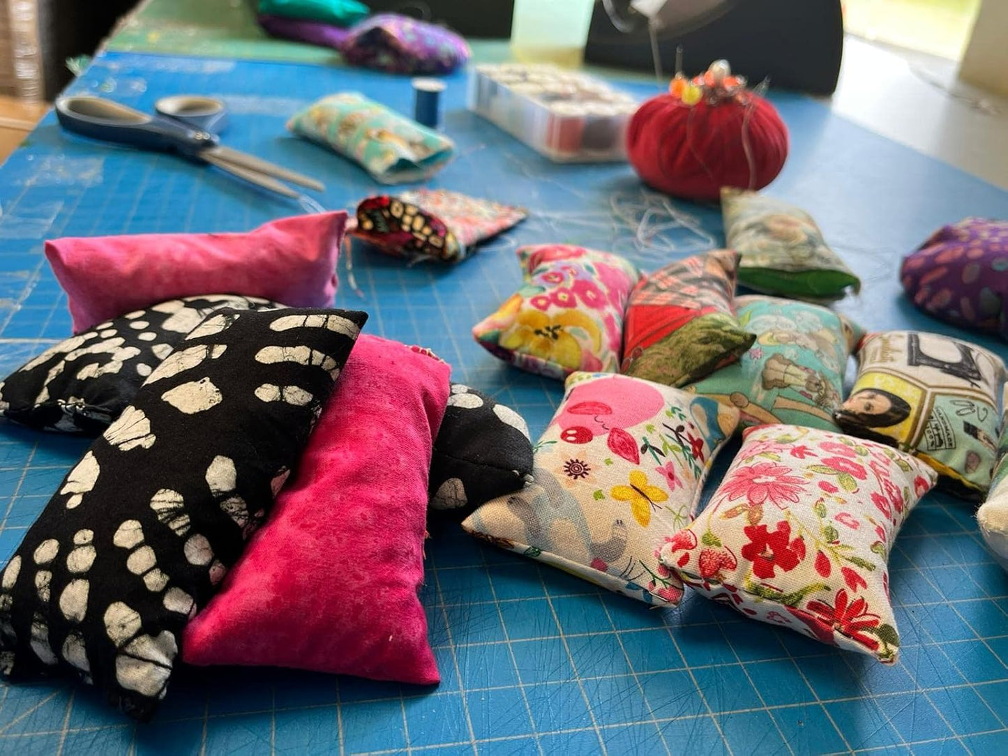 Emery Pincushion for Sewing - Filled with Abrasive Emery Sand - Handmade in USA (2"x3", Purple Damask)