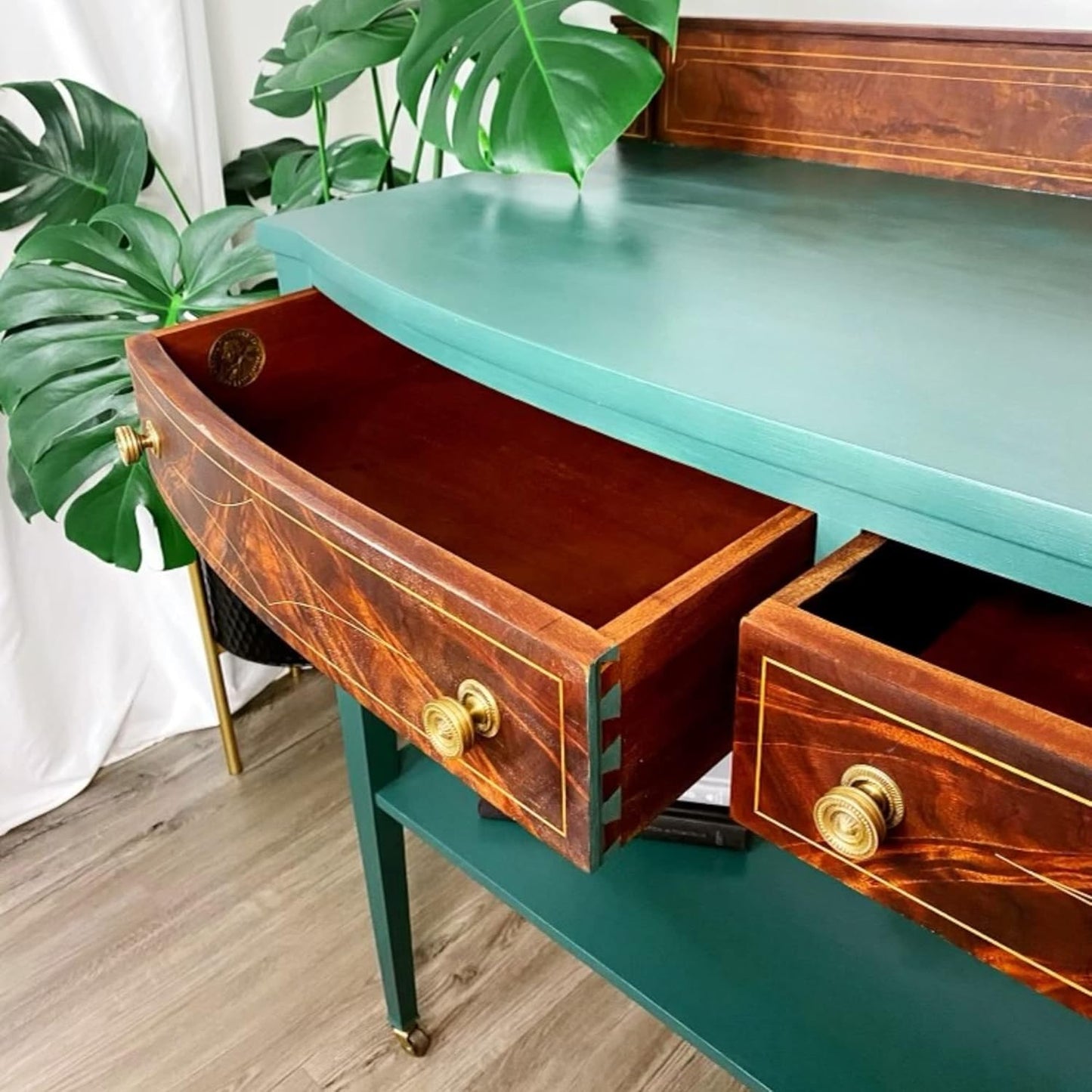 Dixie Belle Paint Company Chalk Finish Furniture Paint - Palmetto (4oz) - Matte Rich Green Chic Chalk Mineral DIY Furniture Paint