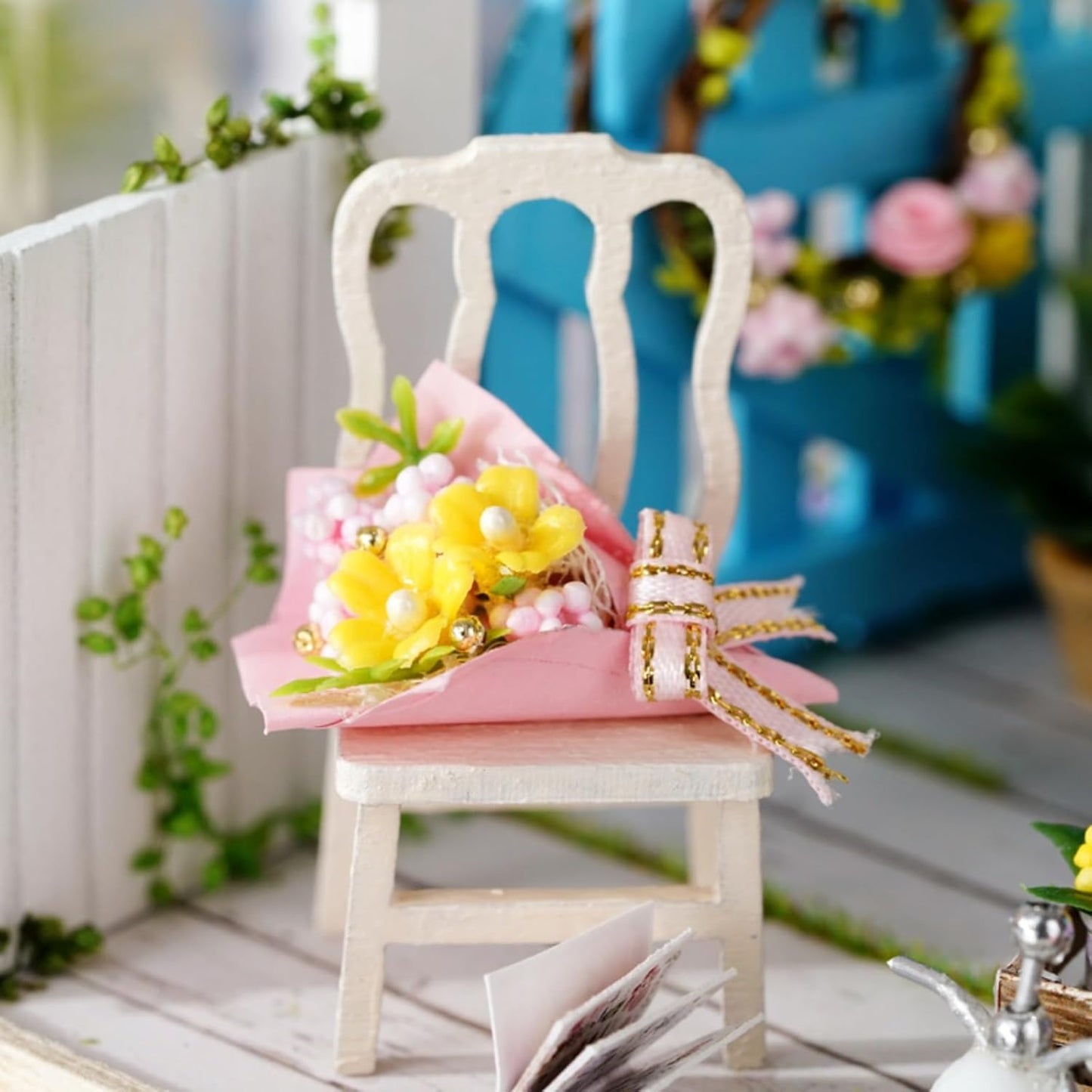 DIY Miniature House Kit, Mini House Building Kit with LED & Dust Cover, DIY Wooden Dollhouse Miniature Kit for Adults Teen, Wooden Crafts Lovely Dollhouse Kit, Corner of Garden