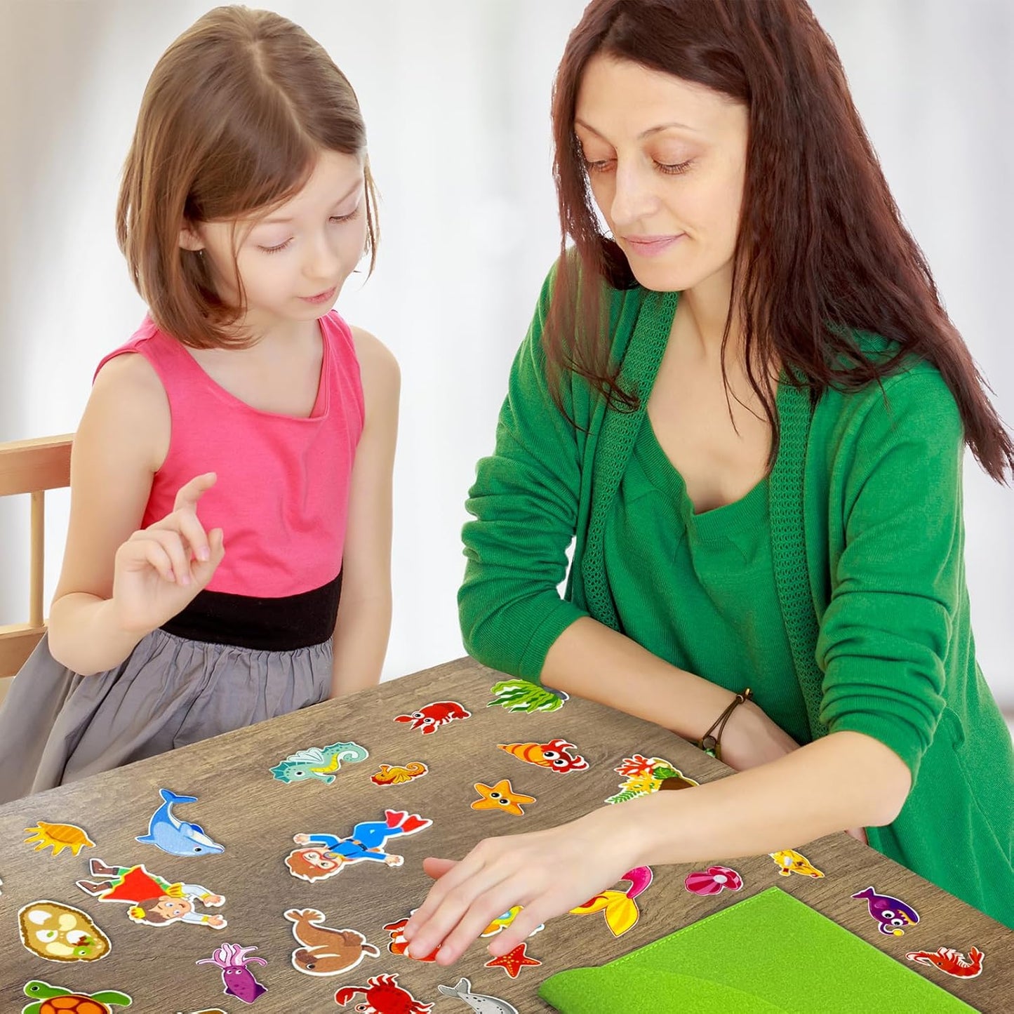 Felt Flannel Board Story Pieces for Toddlers Preschool,Kids Interactive Storytelling Teaching Play Kits for Felt Flannel Board,with Words Pieces(Marine Animals)