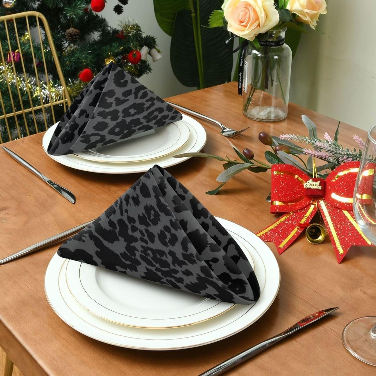 ALAZA Dark Gray Cheetah Leopard Print Cloth Napkins Set of 1, 20x20 Inch Washable and Reusable Napkin for Decoupage Dinner Party Everyday Use