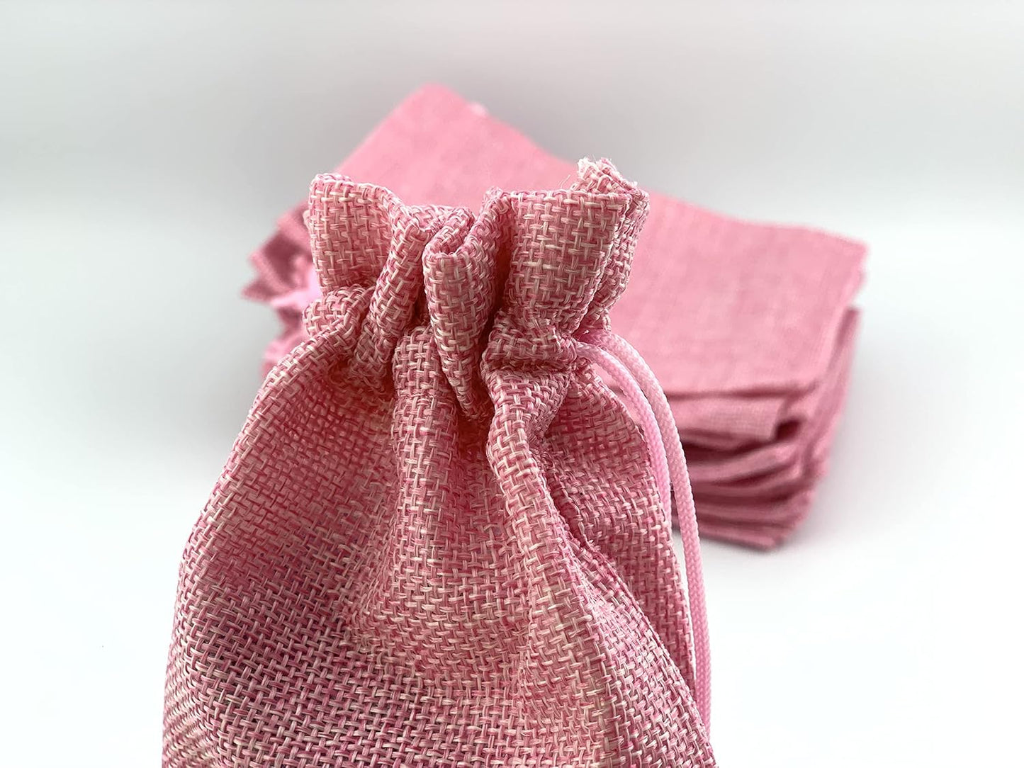 Palmhomee Pack of 25 Pink Burlap Gift Bags with Drawstring Linen Pouches (7x9 Inch) for Wedding, Birthday, Party Favors
