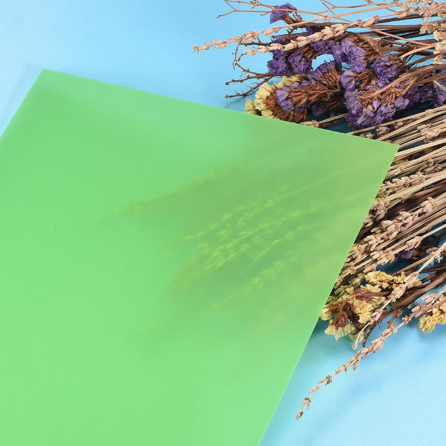 uxcell 4Pcs A4 Gel Light Lighting Filter Overlay Transparent Color Correction Plastic Vinyl PVC Sheets Photography Television Matte Green,0.5mm