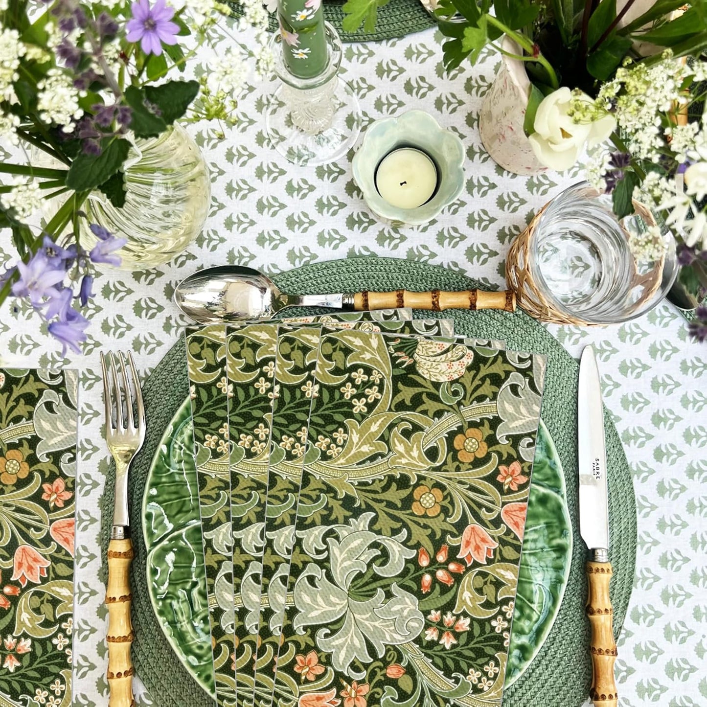 80PCS Vintage Floral Paper Napkins - 4.5x8 Inch Disposable Vintage Floral Guest Napkins, Green Retro Plants Wildflower Lunch Dinner Hand Napkins for Wedding,Tea Garden Party, Party, Bridal Shower