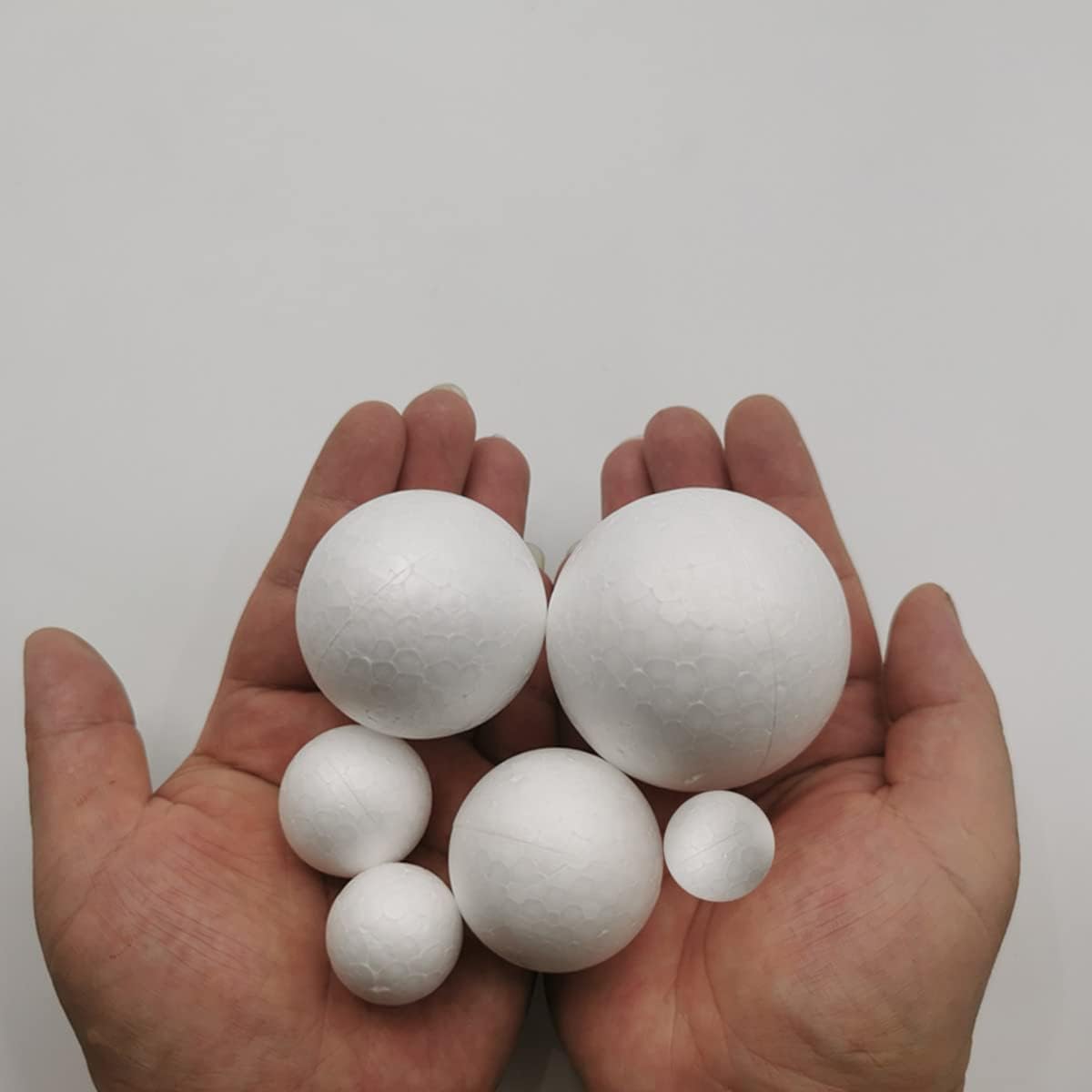 FFchuanhe 63Pack Craft Foam Balls Assorted Sizes (0.8-2.4 in) 60Pack, Foam Balls for Arts and Crafts, Christmas, School Craft Project and Holiday Party