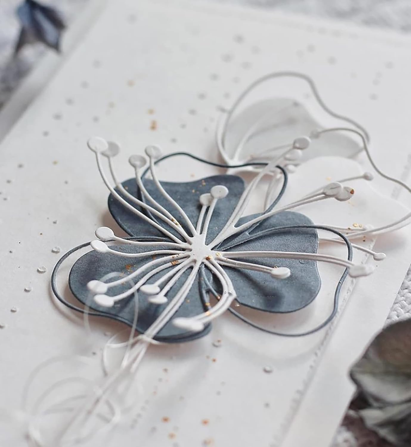 Lapoo Metal Cutting Die for Scrapbooking, 3D Backgrounds Frame New Cutting Dies DIY Album Card Making Decor Paper Craft Metal Die Cuts Party Wedding Decorations (Lotus Leaf A 4.8 x 3.6 in)