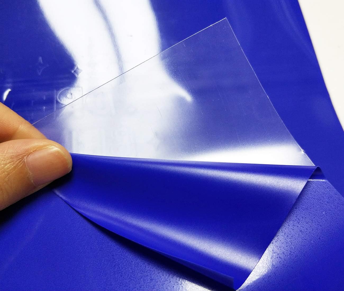 guangyintong Blue Heat Transfer Vinyl HTV Rolls, 12" x 8ft Blue Iron on Vinyl for T-Shirts Glossy Surface Blue HTV Vinyl for All Cutter Machines Easy to Cut & Weed for Heat Vinyl Design