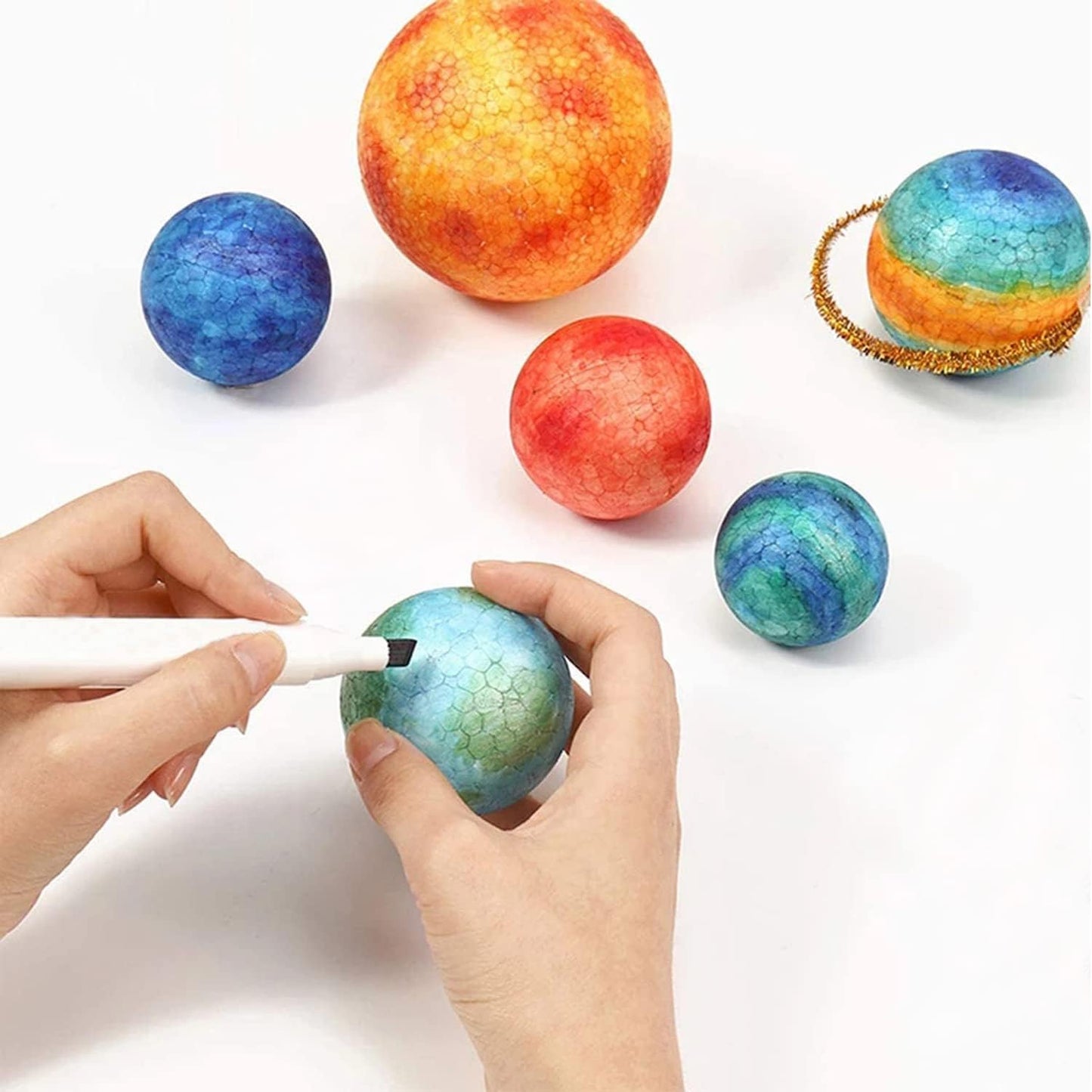 hesmartly 9 Pack 3 Inch Craft Foam Balls,White Polystyrene Smooth Round Balls and 2 Pieces Painting Brushes for DIY Projects Arts and Crafts Supplies