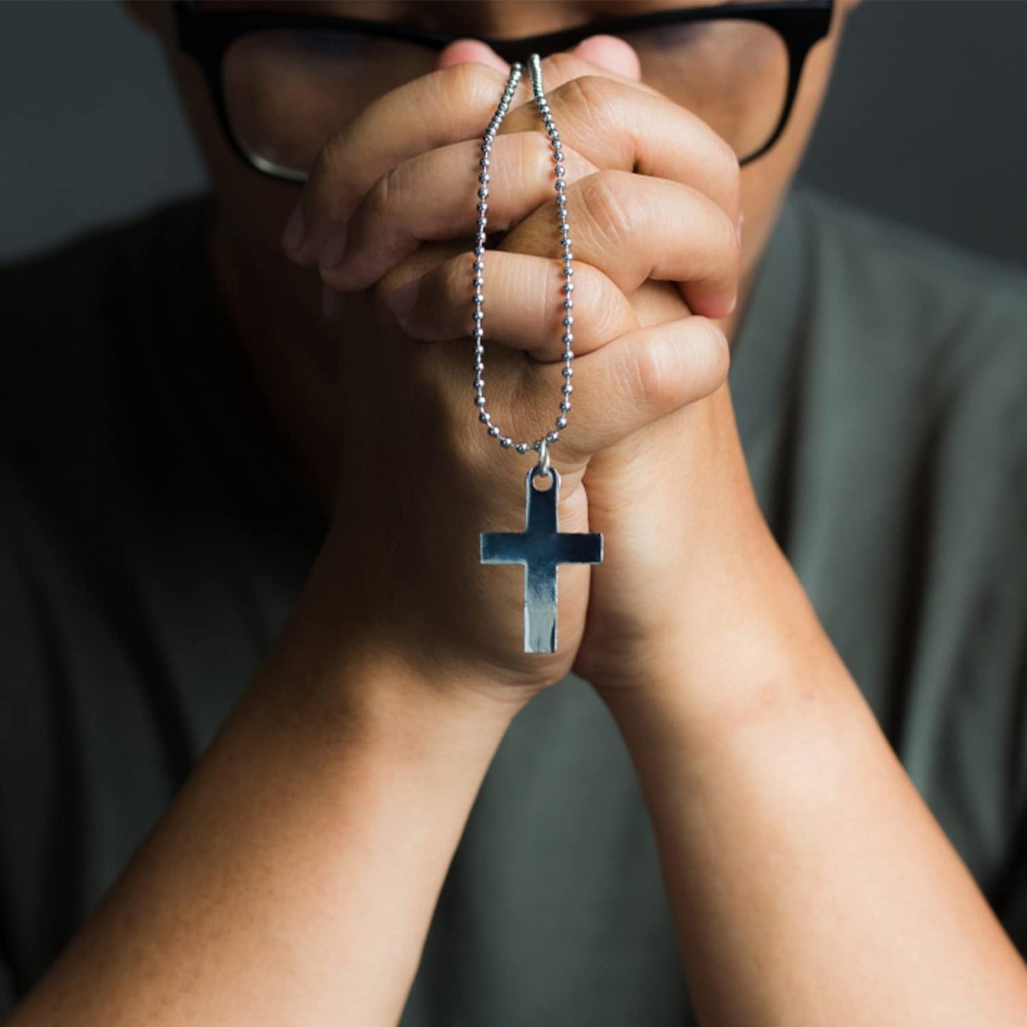 Jishi 33ft Stainless Steel Ball Chain 2mm Bead Dog Tag Chain Beaded Necklace Chains for Jewelry Making Bracelet Military Crafts, Silver Metal Pull Chain Small Ball Bead Chain Roll w/20 Connectors