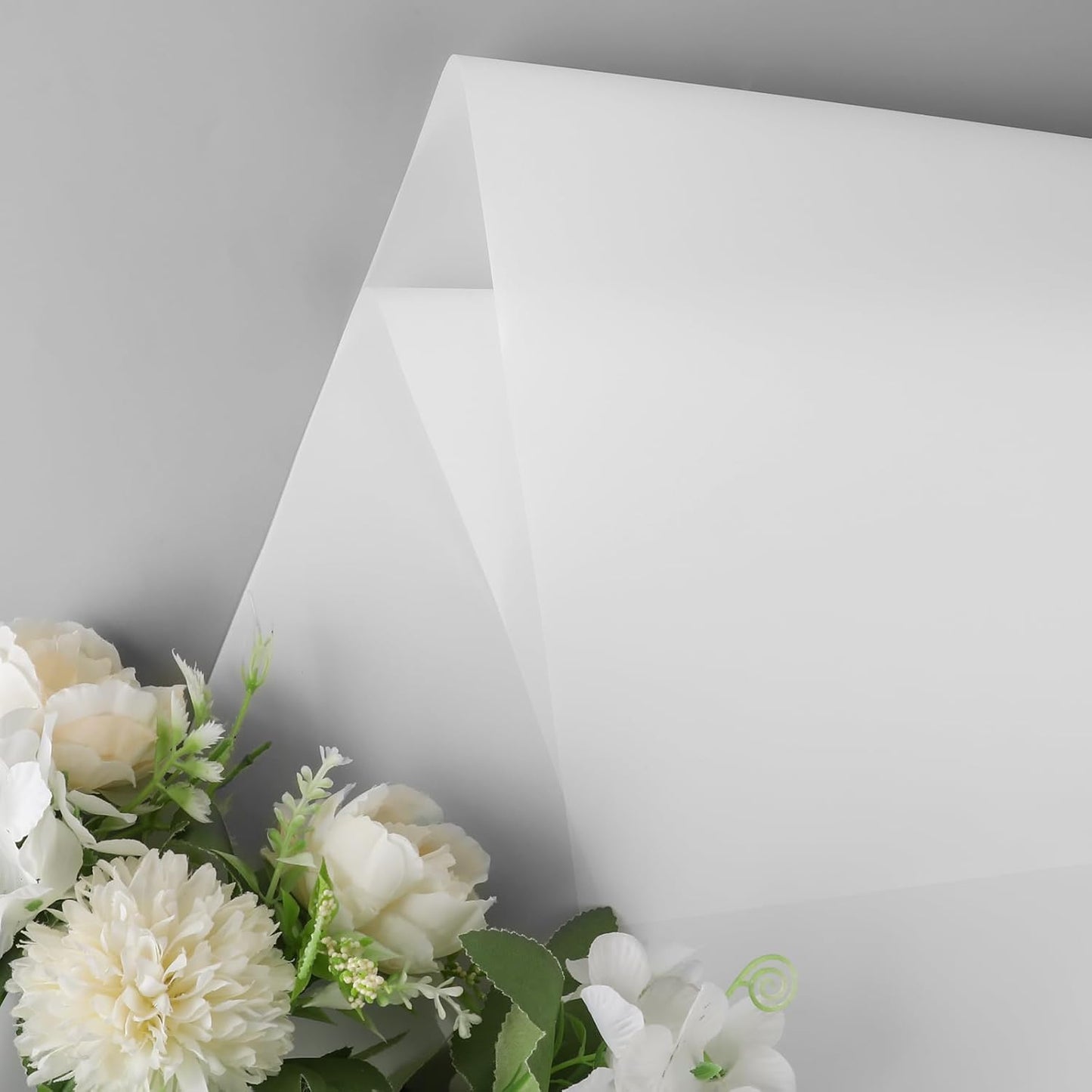 FUHITIM 20 Sheets Flower Wrapping Paper -Waterproof Floral Bouquet Wrapping Paper Used for DIY Crafts, Gift Packaging, Florist Supplies Packaging Paper for Wedding Birthday Gift (White)