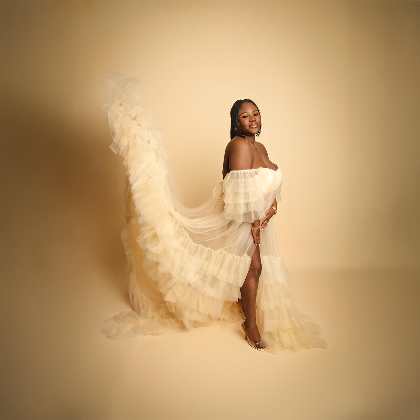 Kate Seamless Paper Backdrop Beige Cream Paper Backdrop for Photoshoot (86''x32.8' Ivorine)