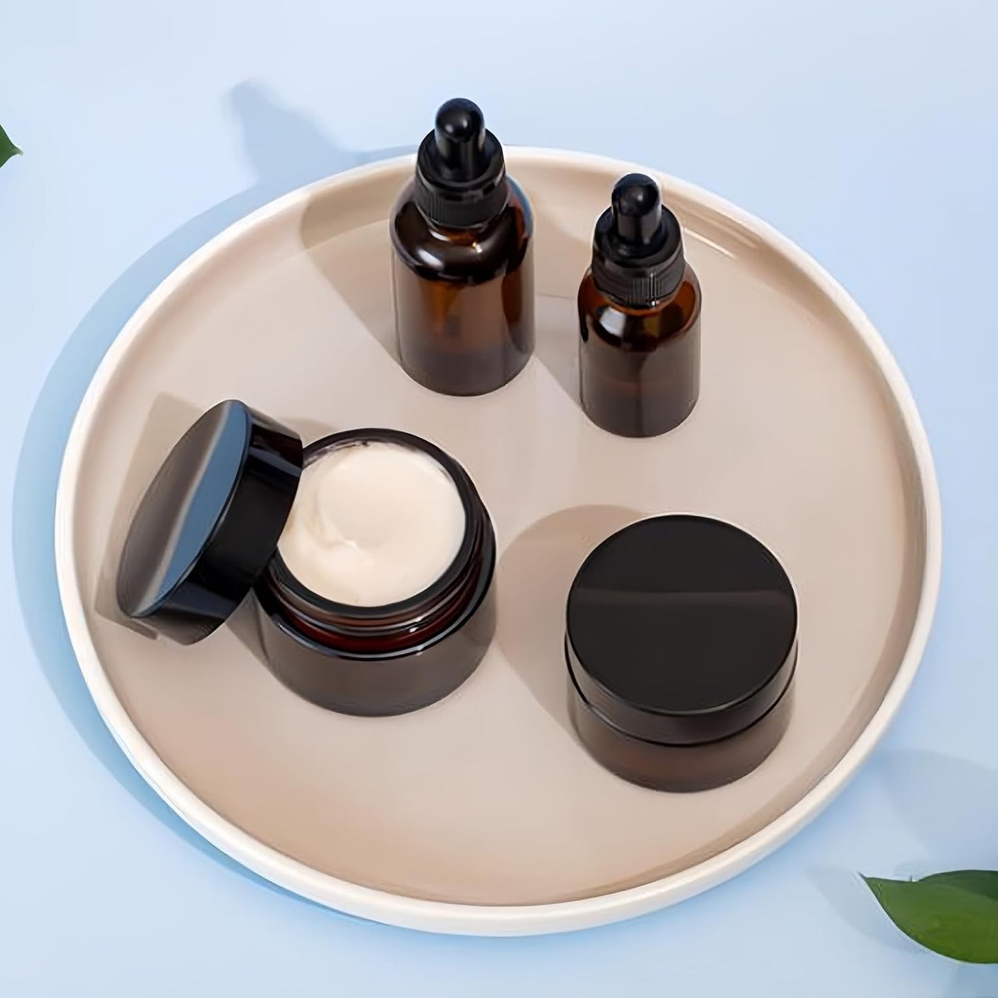 100 Pack 1oz Amber Plastic Jars with Lids 30ml Empty Cosmetic Jars Leak Proof Container Refillable Makeup Containers Travel Cosmetic Containers for Lotions Sample Cream