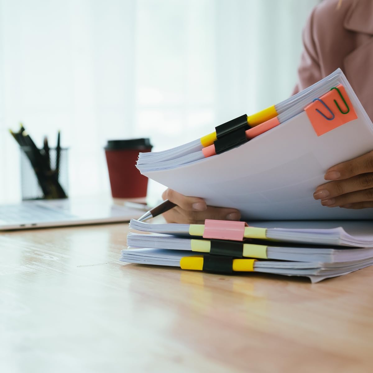 150 PCS Mini Binder Clips, 5/8 inch 15mm Binder Clips, Black Paper Clamps Small Size for Office, Home, School, Document Organizing (0.6 inch)