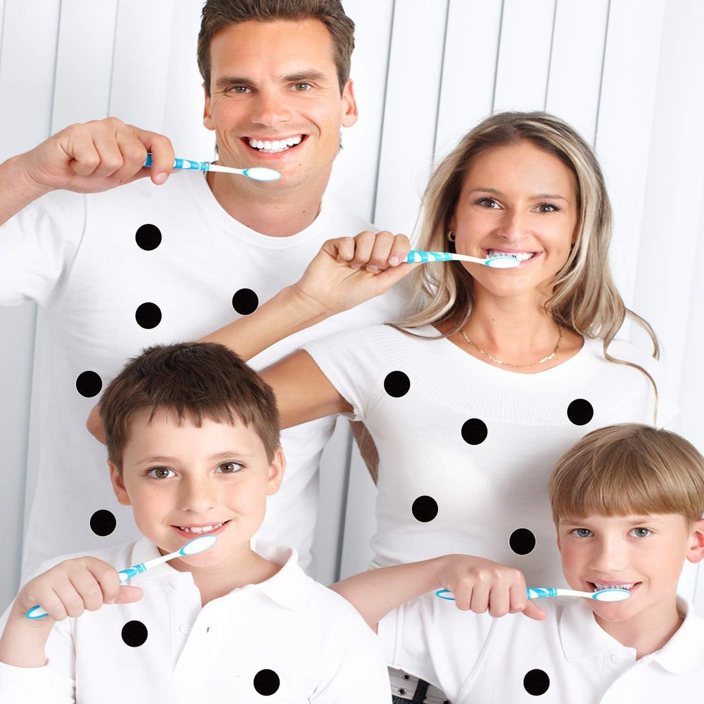 Iceyyyy 100+ Pieces Black Adhesive Felt Circles, Black Self-Adhesive Felt Sticker for Halloween DIY Projects, Professional Craft Finishing (1.5 Inch)