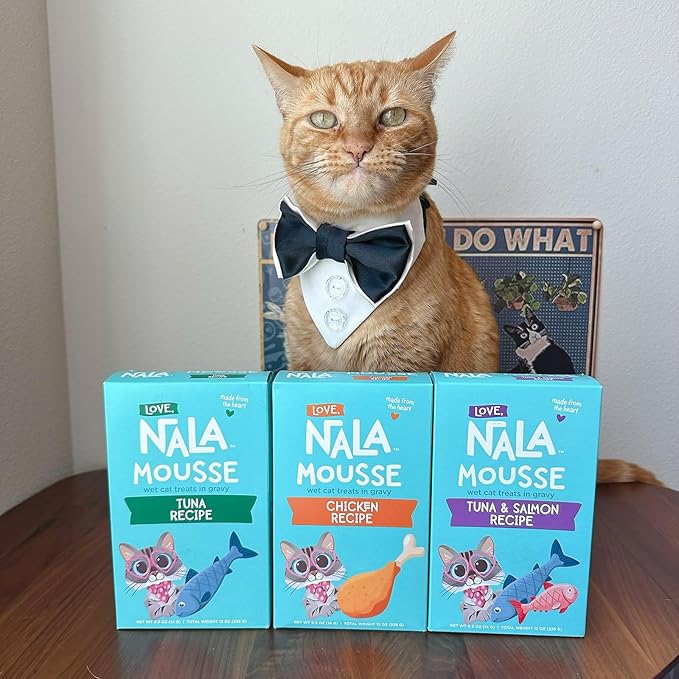 LOVE, NALA Lickable Cat Treats – Grain-Free Squeeze Up Mousse Puree for Cats – Natural, Tasty Wet Cat Treats – Tuna Flavor – 24-Pack