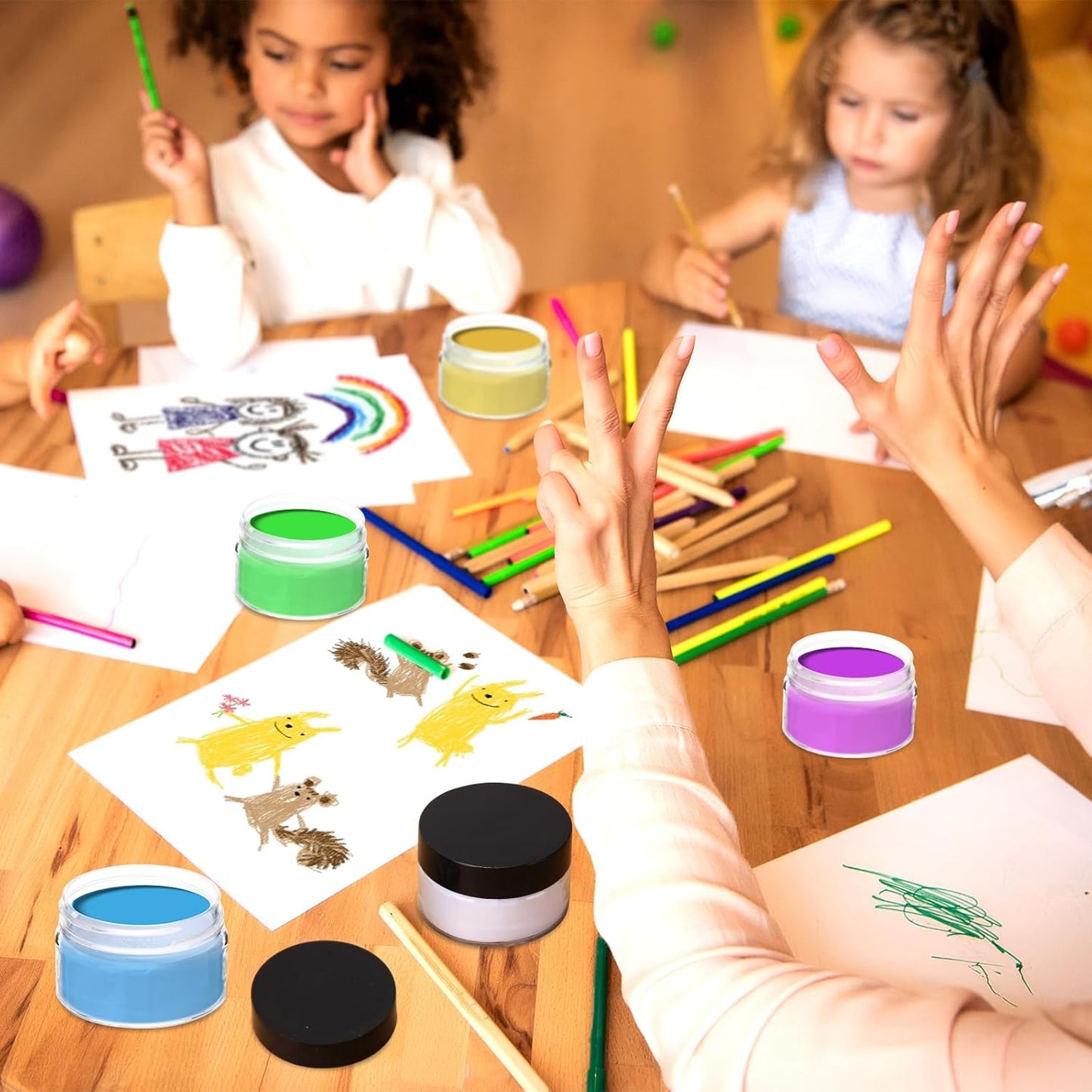 SATINIOR 12 Pack Plastic Container Jars with Lids Round Clear Travel Cosmetic Container Slime Jar for Toiletries, Lotion, Cream, Ointment, Makeup, Rhinestone, Sample, Kitchen Storage(8 oz,Black)