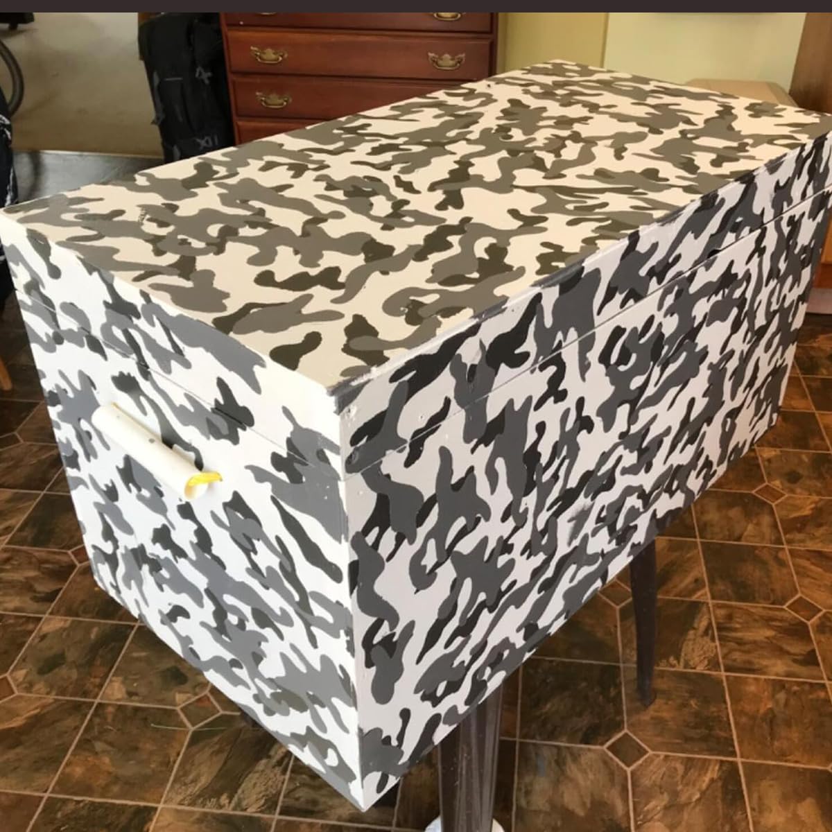 Camo Paint Stencils 12inch Camouflage Stencils Reusable Camo Stencil for Spray Paint Wood Canvas Paper Fabric Floor Wall Tile