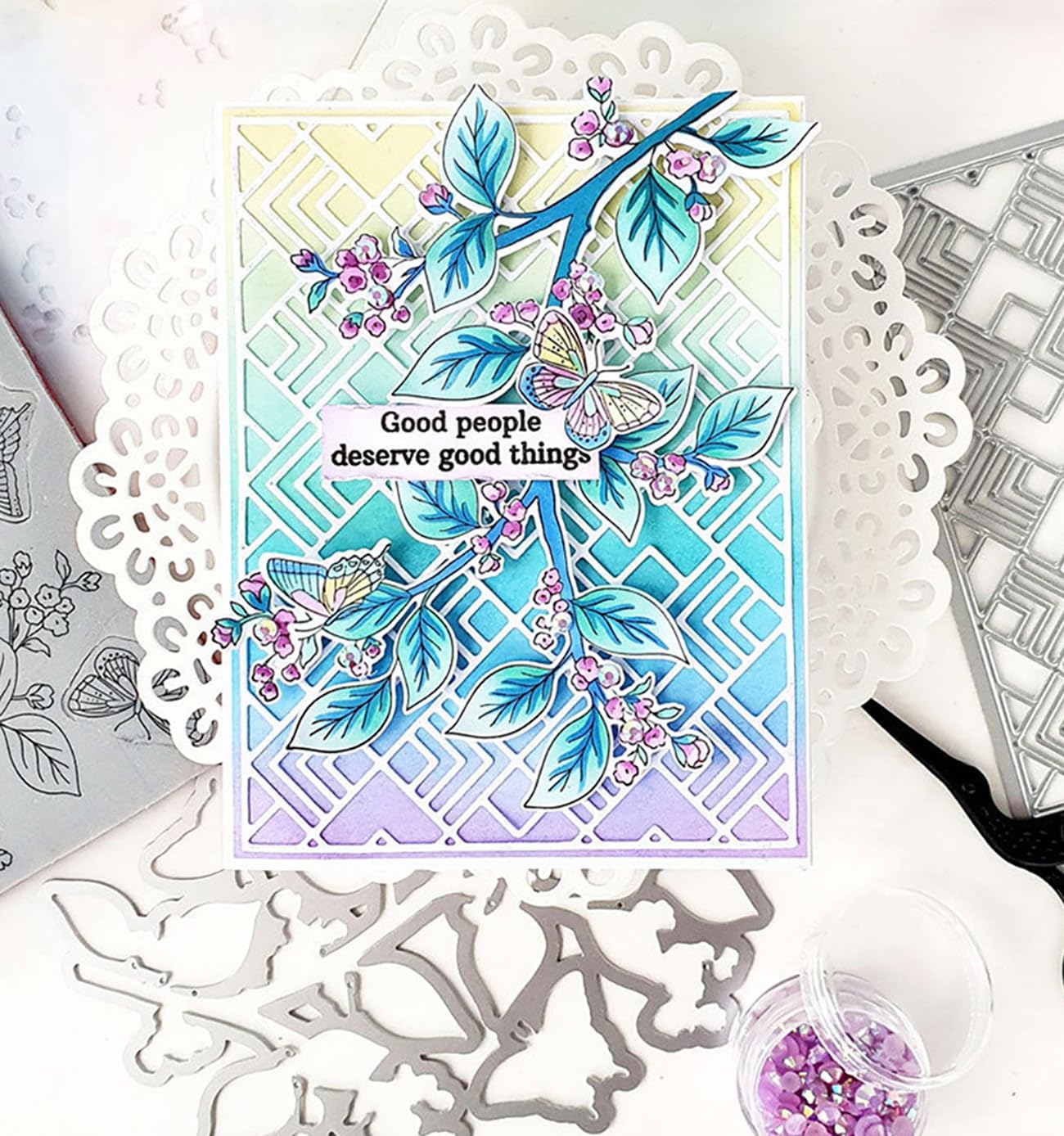 Cutting Dies Metal Stencils Scrapbooking Tools Flowers Lace Frame DIY Embossing Template for Paper Card Making Album Arts Crafts Supplies (Frame 4)