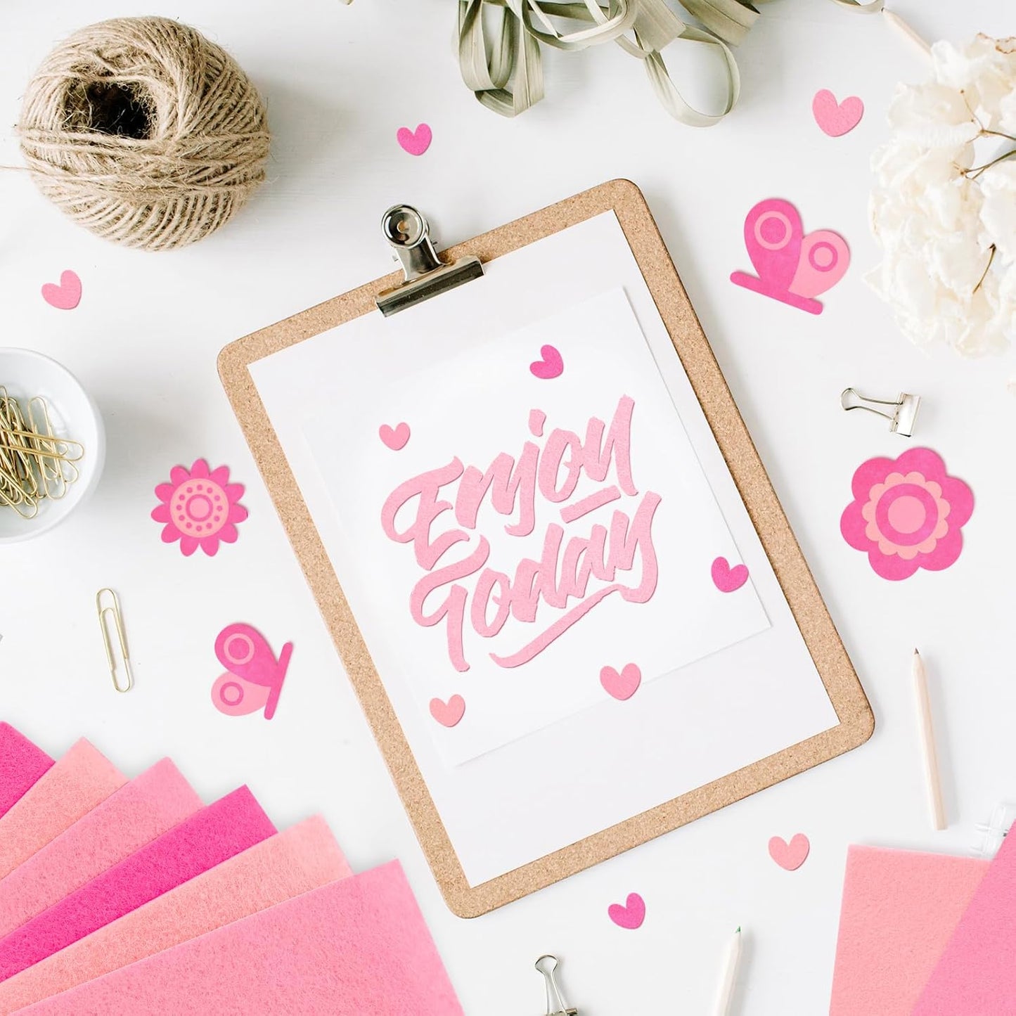 Whaline 18Pcs Felt Fabric Sheets Soft Thick Assorted Pink Craft Felt Pack for DIY Craft Sewing Patchwork Art Projects, 3 Colors, 7.9 x 11.8 Inch