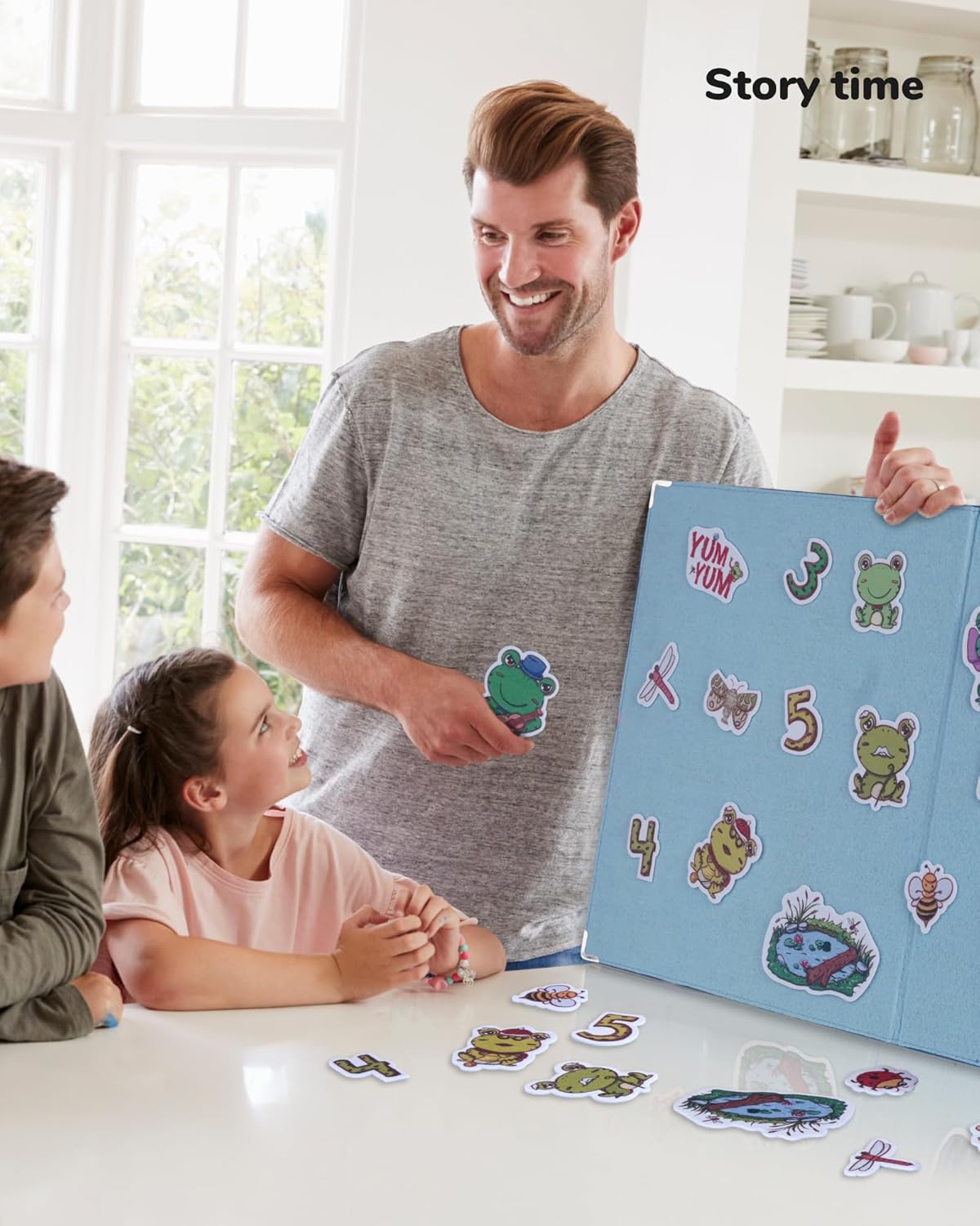 CHEFAN Foldable Felt Board for Toddlers, Freestanding Flannel Board for Kids, Preschool Classroom and Daycare Storytelling Use, Compatible with Felt Set, Large Blue