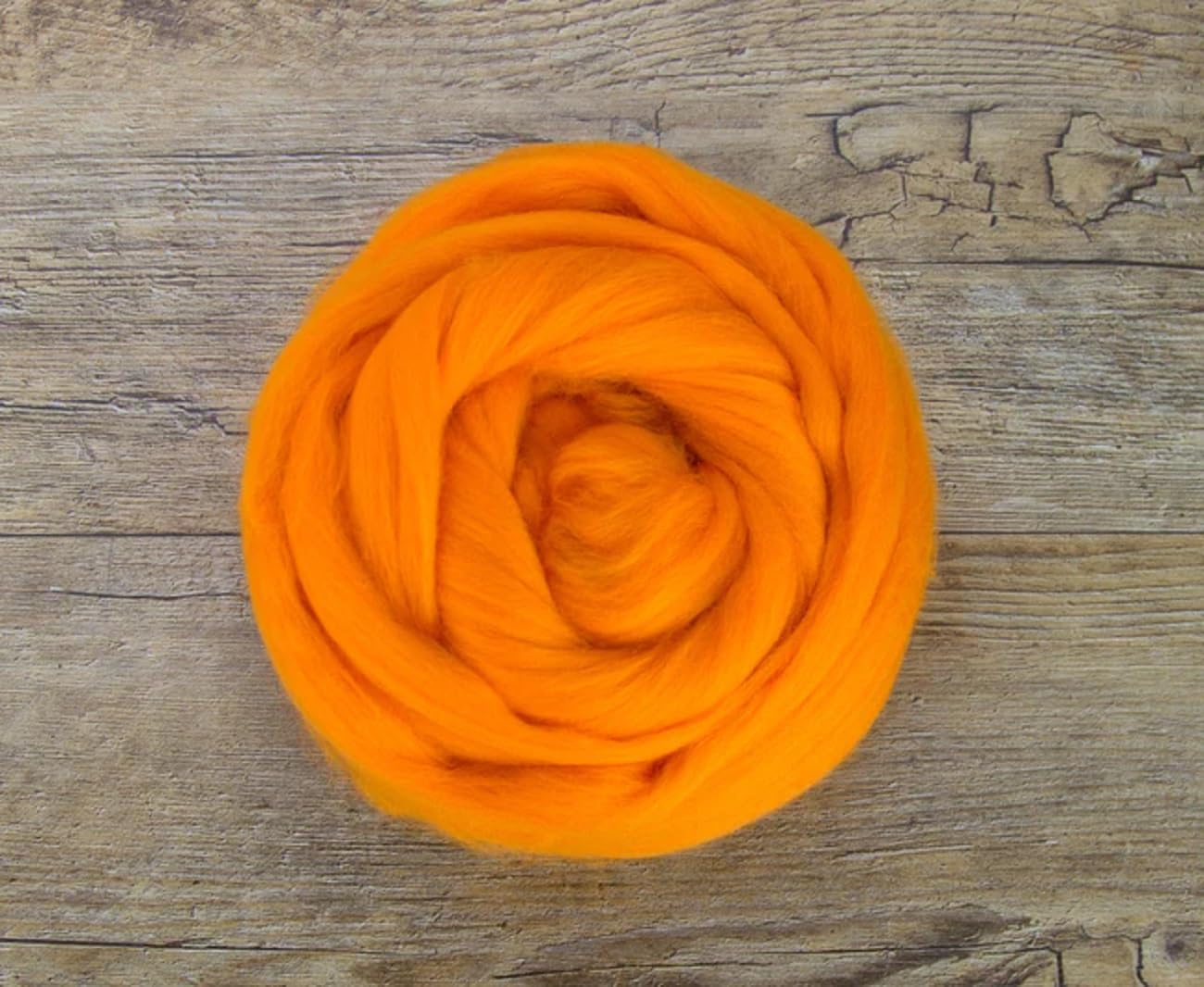 Revolution Fibers Merino Wool Combed Top | 1 lb Premium Wool Roving | 22 Micron, Best Merino Wool for Spinning, Tapestry, Needle Felting, Big Yarn Roving and Wall Hangings (Clementine)