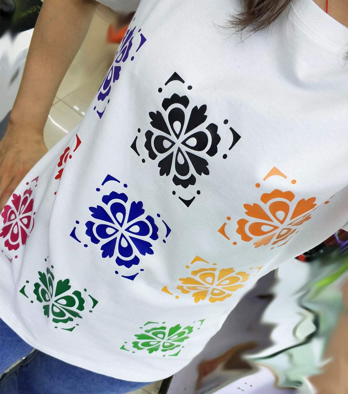 guangyintong Blue Heat Transfer Vinyl HTV Rolls, 12" x 8ft Blue Iron on Vinyl for T-Shirts Glossy Surface Blue HTV Vinyl for All Cutter Machines Easy to Cut & Weed for Heat Vinyl Design