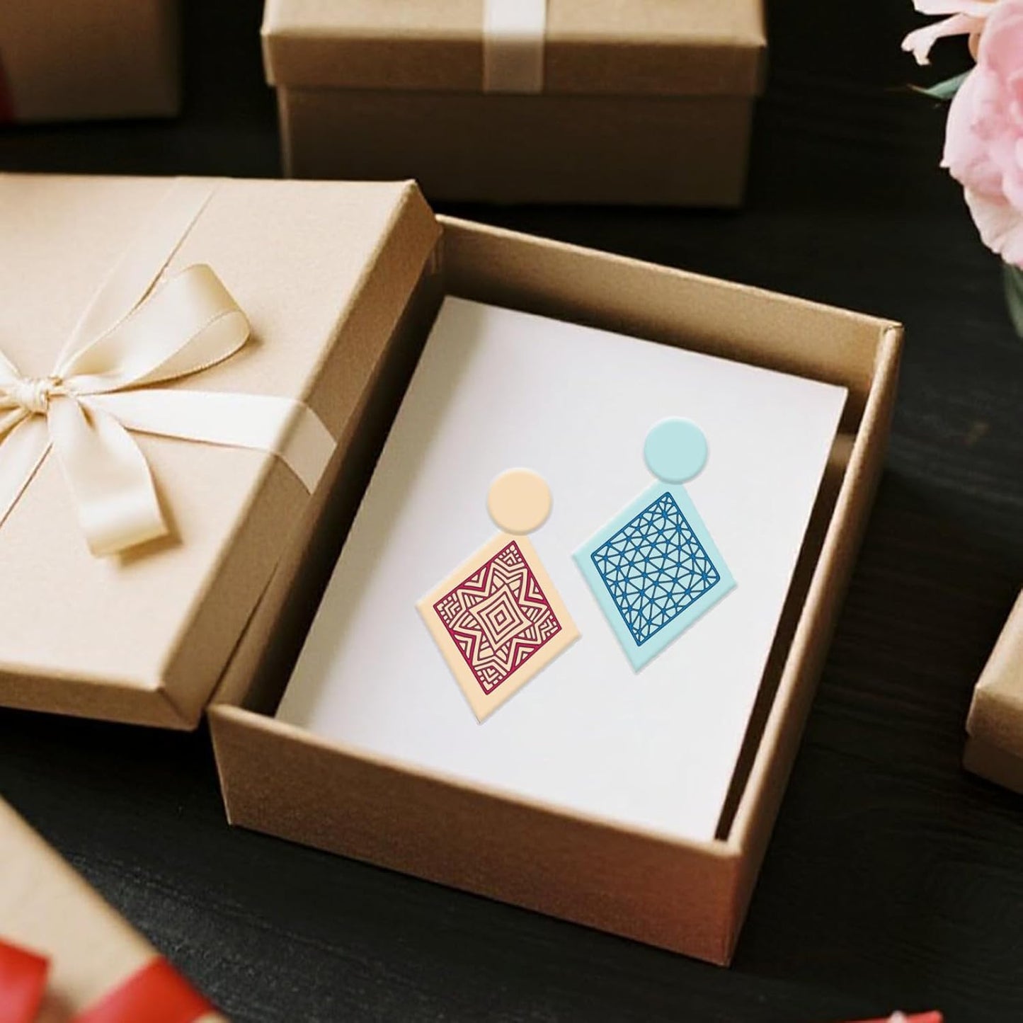 CHGCRAFT 4 Pcs Rhombus Pattern Polymer Clay Texture Sheets Abstract Art Silicone Texture Stamp Rhombus Flowers Modeling Pattern Pad Sheets for Jewelry and Earrings Tools, 5.5x5.5 inch