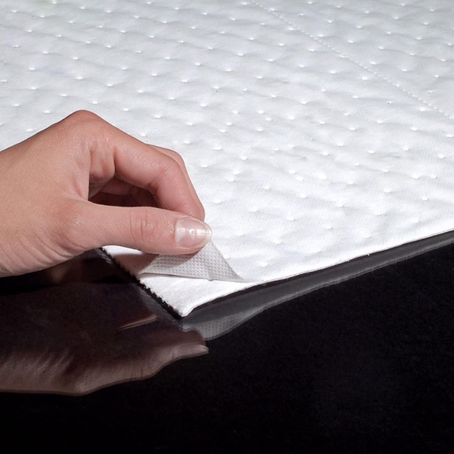 Aain Oil Absorbent Mat Pad, Heavy weight Economical Oil Absorbent Pads,Absorbs Liquids,20" Length x 15" Width, White.