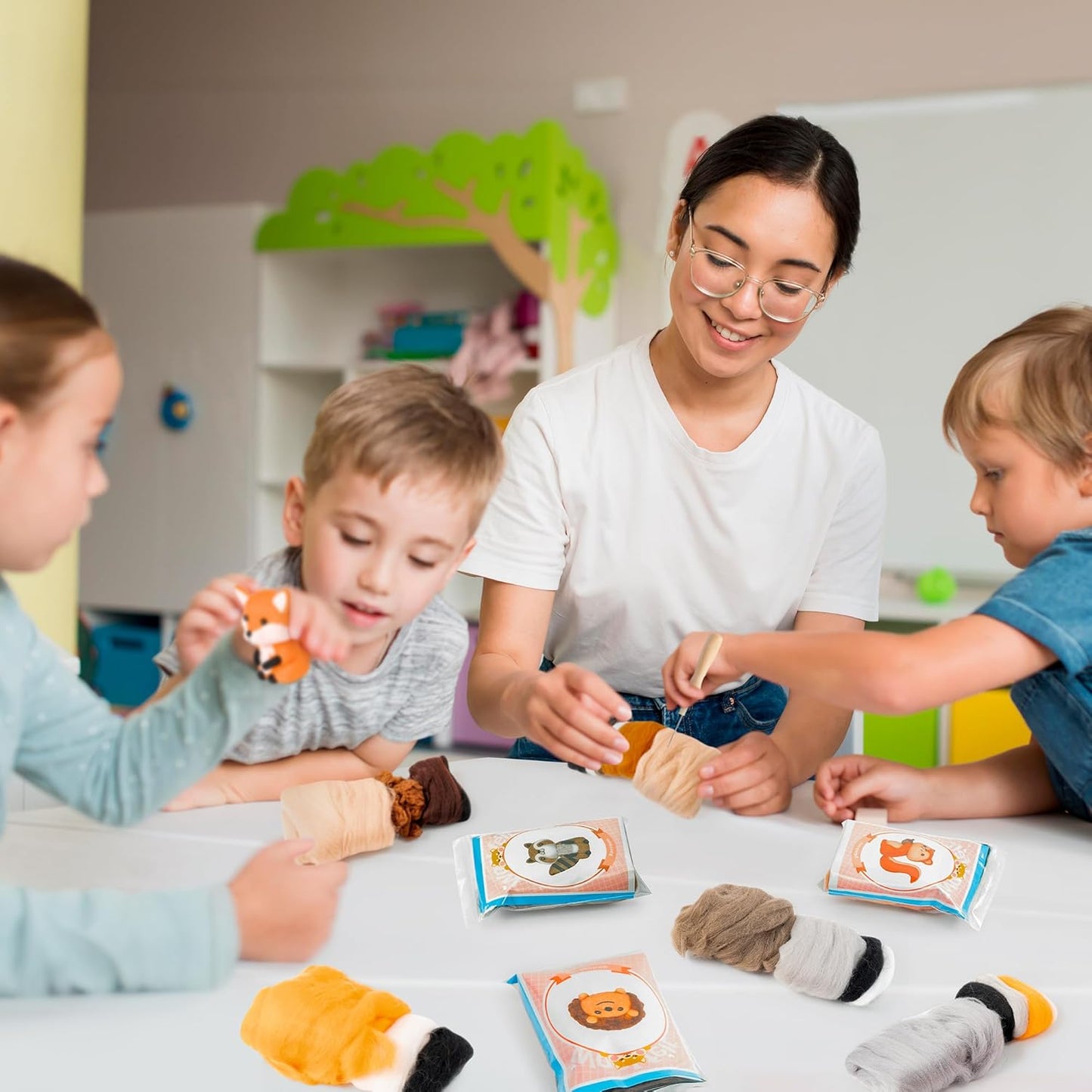 WATINC Needle Felting Kit - 5 Set Unique Different Cute Doll Wool Felt Needle Tools Foam Pad Instruction, DIY Home Decoration Craft Party Supplies for Art Work Starter Beginners (Woodland Animal)