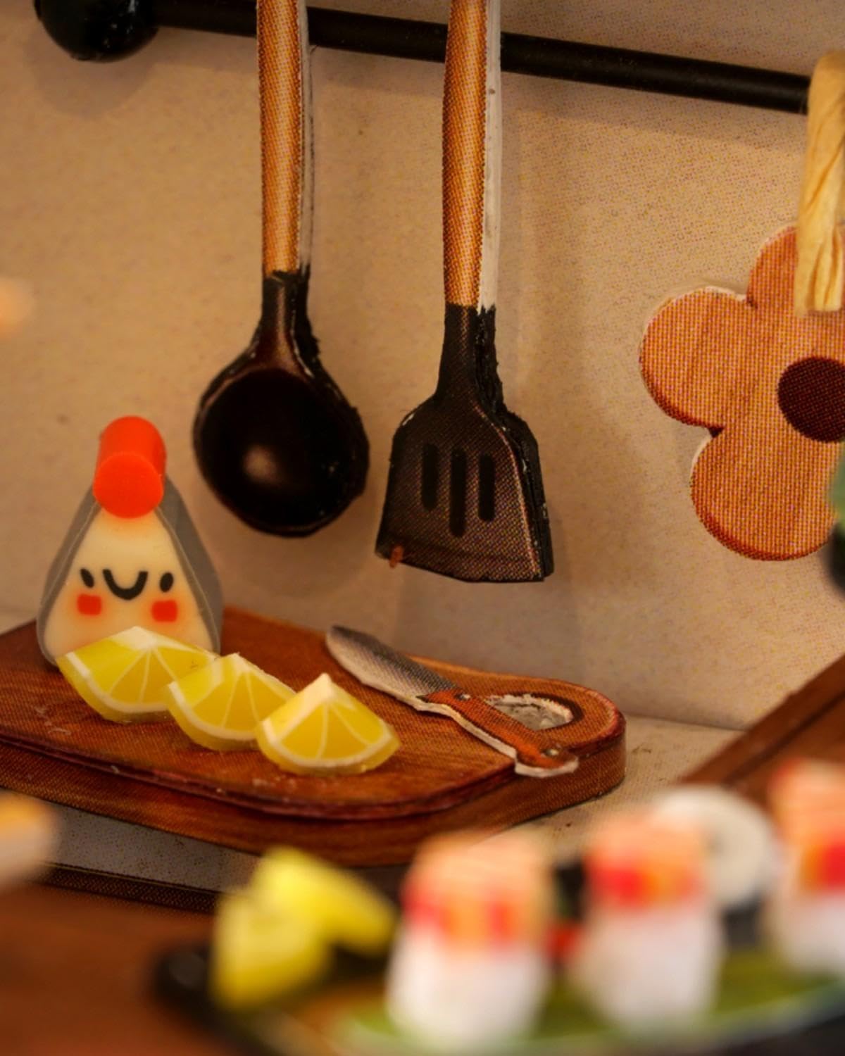 DIY Miniature House Kit, Mini House Building Kit with LED & Dust Cover, DIY Wooden Dollhouse Miniature Kit for Adults Teen, Wooden Crafts Lovely Dollhouse Kit, Revolving Food House