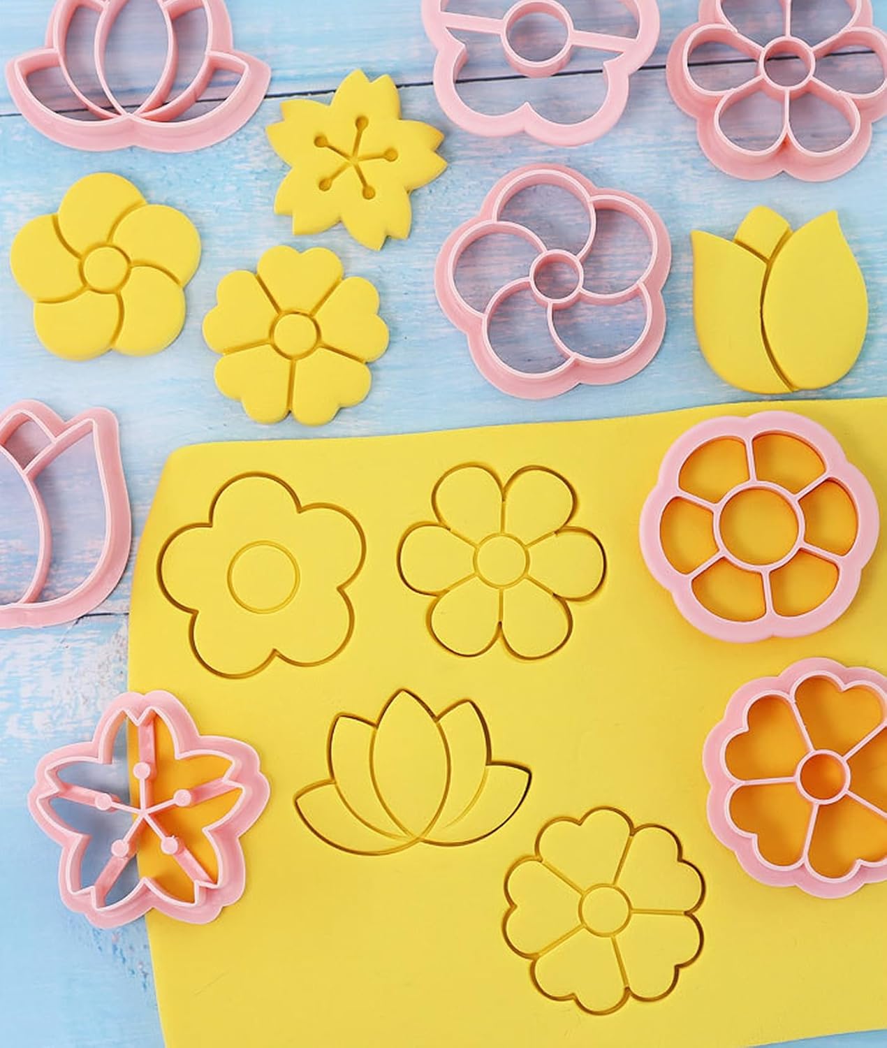 Flower Cookie Cutters Set, 3D Pressable Cookie Cutters Small Flower Biscuit Cutters Cake Baking Fondant Embosser Stamps Birthday Party DIY Cake Decorating Tools (flower)