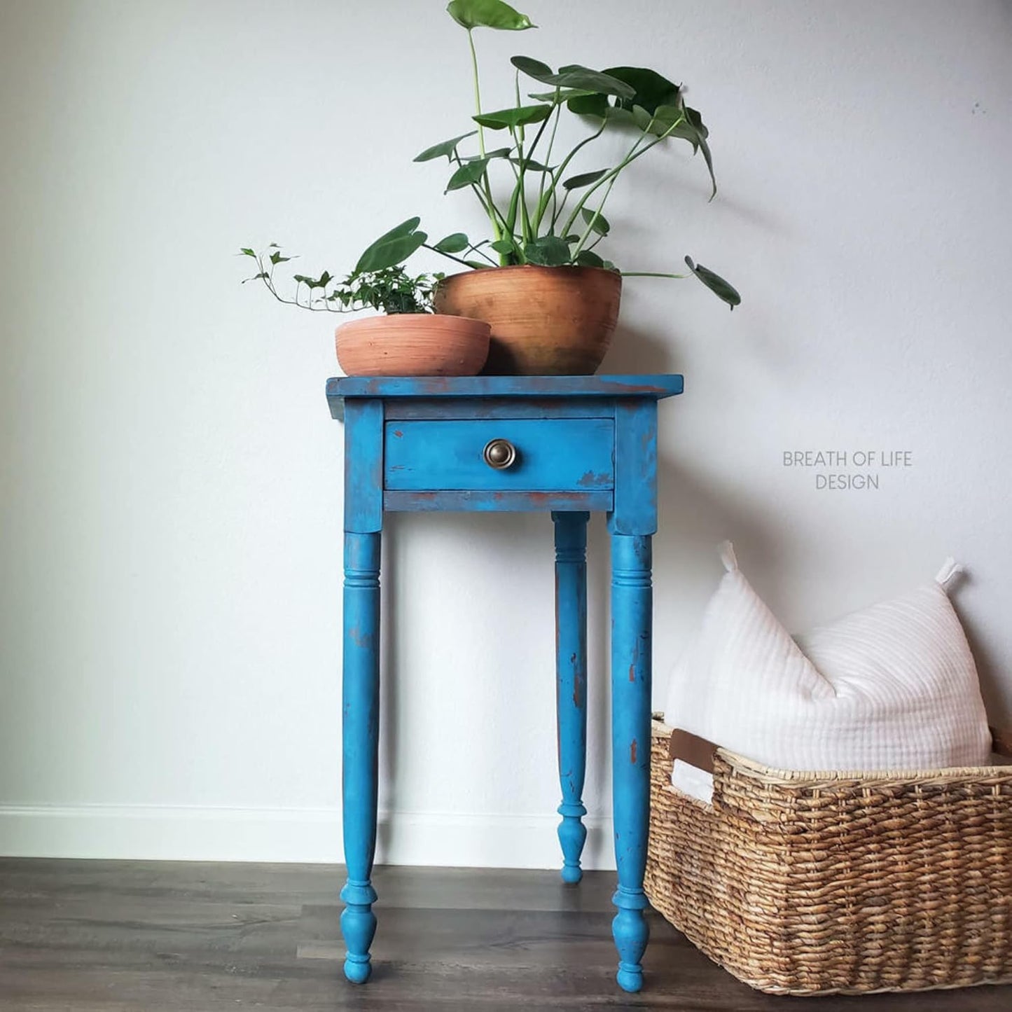 Dixie Belle Paint Company Chalk Finish Furniture Paint - Peacock (32oz) - Matte True Teal Chic Chalk Mineral DIY Furniture Paint