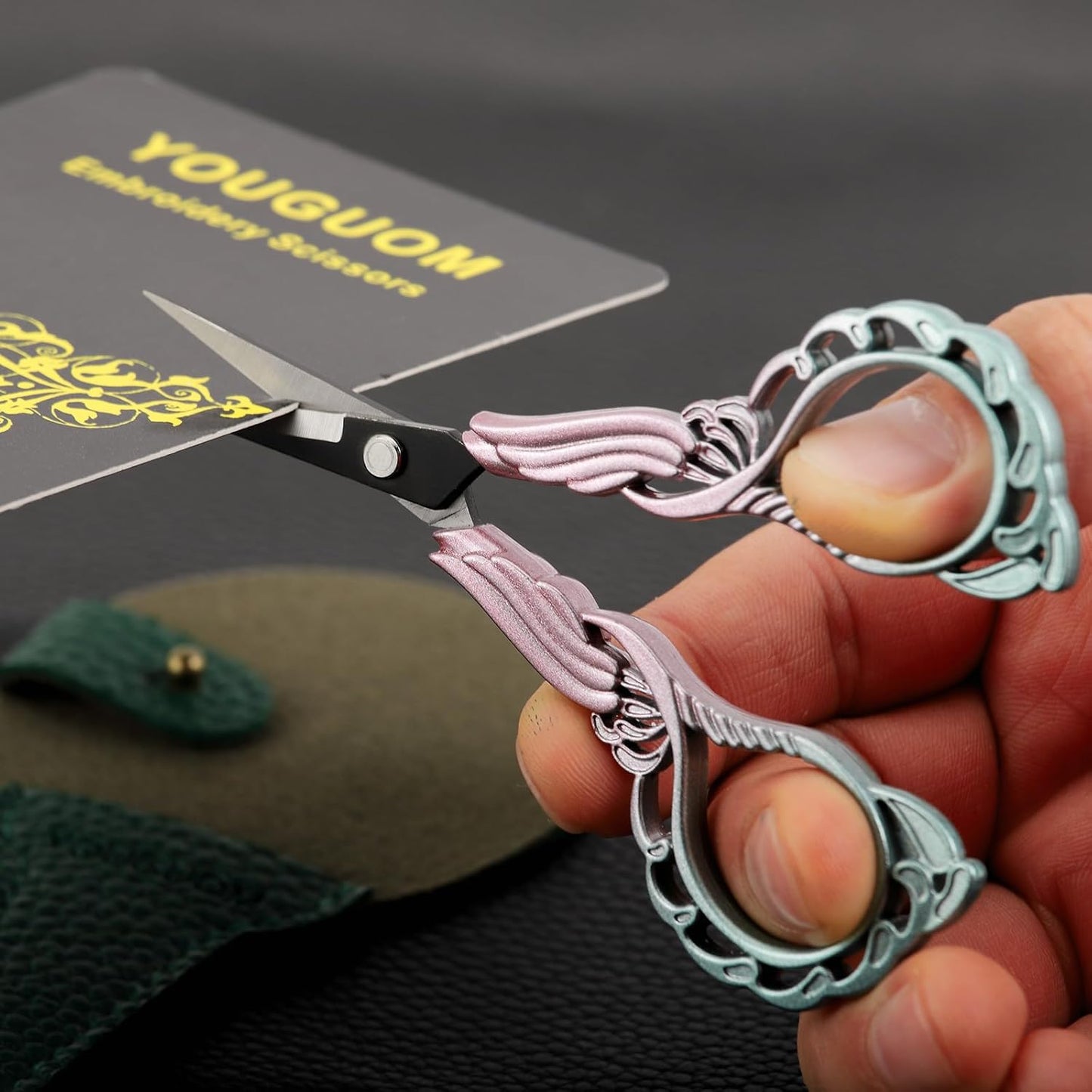 Sharp Detail Scissors with Case Embroidery Sewing Crafting Scissor for Needlework Threading Craft Artwork DIY Tools, Little Crocheting Shears Pink