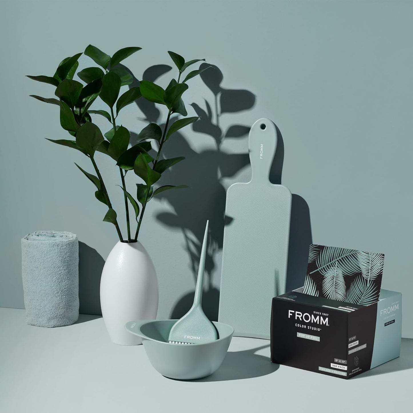 Fromm Color Studio Medium Weight Pop Up Hair Foil in Palms Leaves Pattern, 5" x 11" Embossed Aluminum Foil Sheets, Hair Foils for Highlighting and Coloring - 500 Foil Sheets