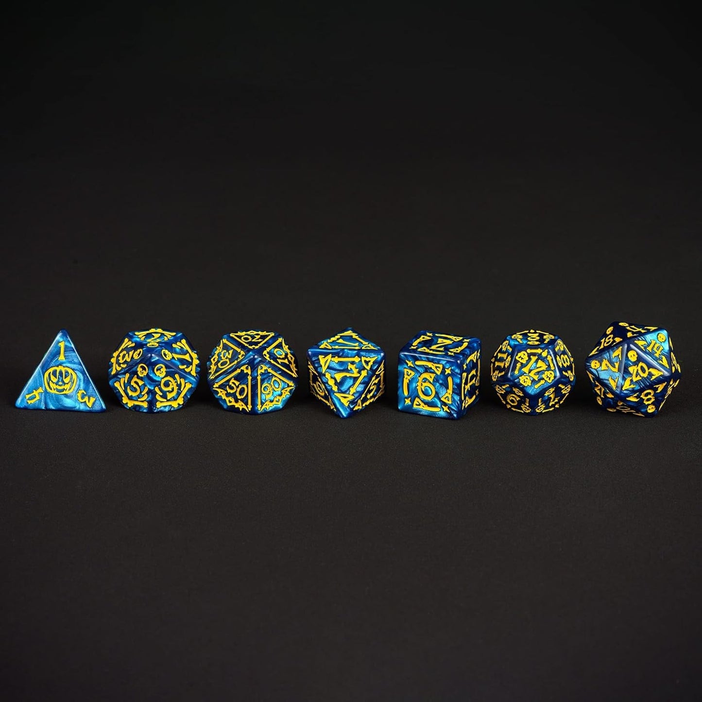 7-Die DND Dice Set Halloween Pattern Polyhedral Dice Set with Leather Bag, Skull Dice D&D Dice Set for RPG Table Games (Halloween Pattern-Blue)