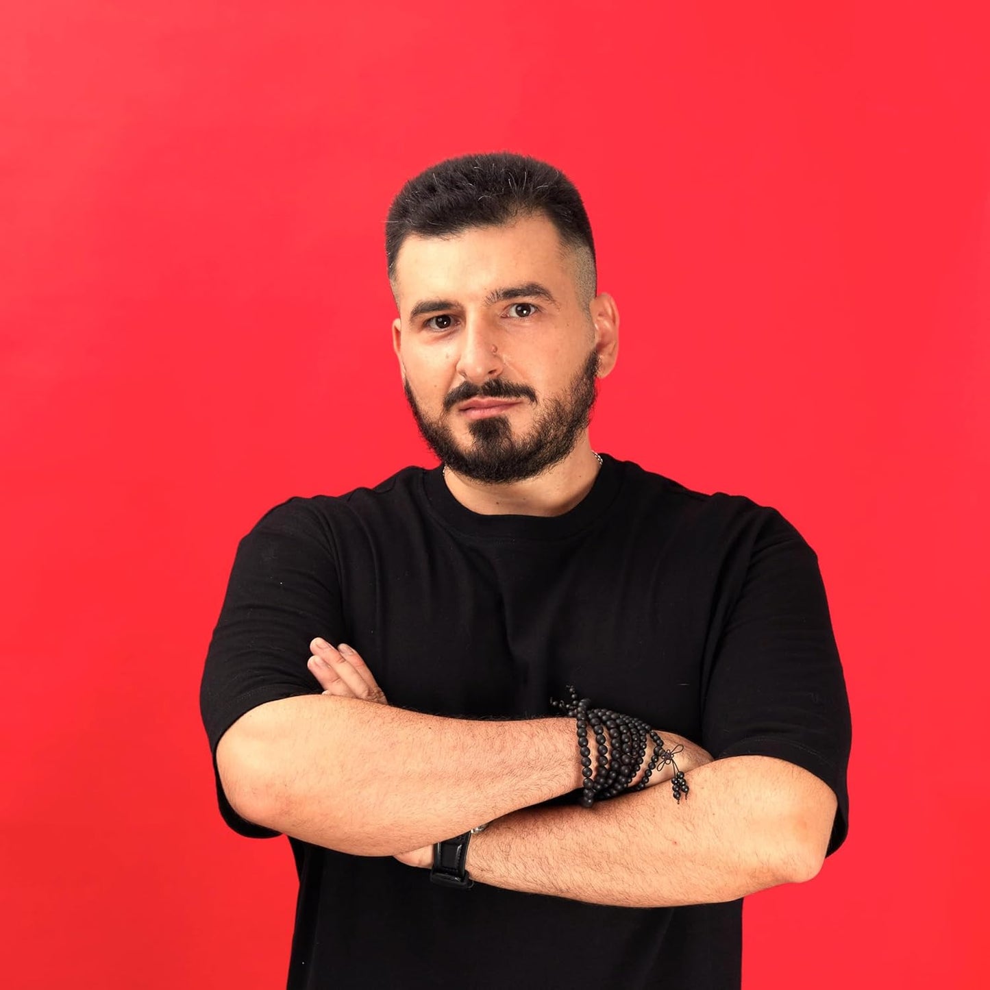 Seamless Photography Background Paper Roll, Blue Photo Paper Backdrop for Photography, Video and Streaming (Scarlet, 82" x16')