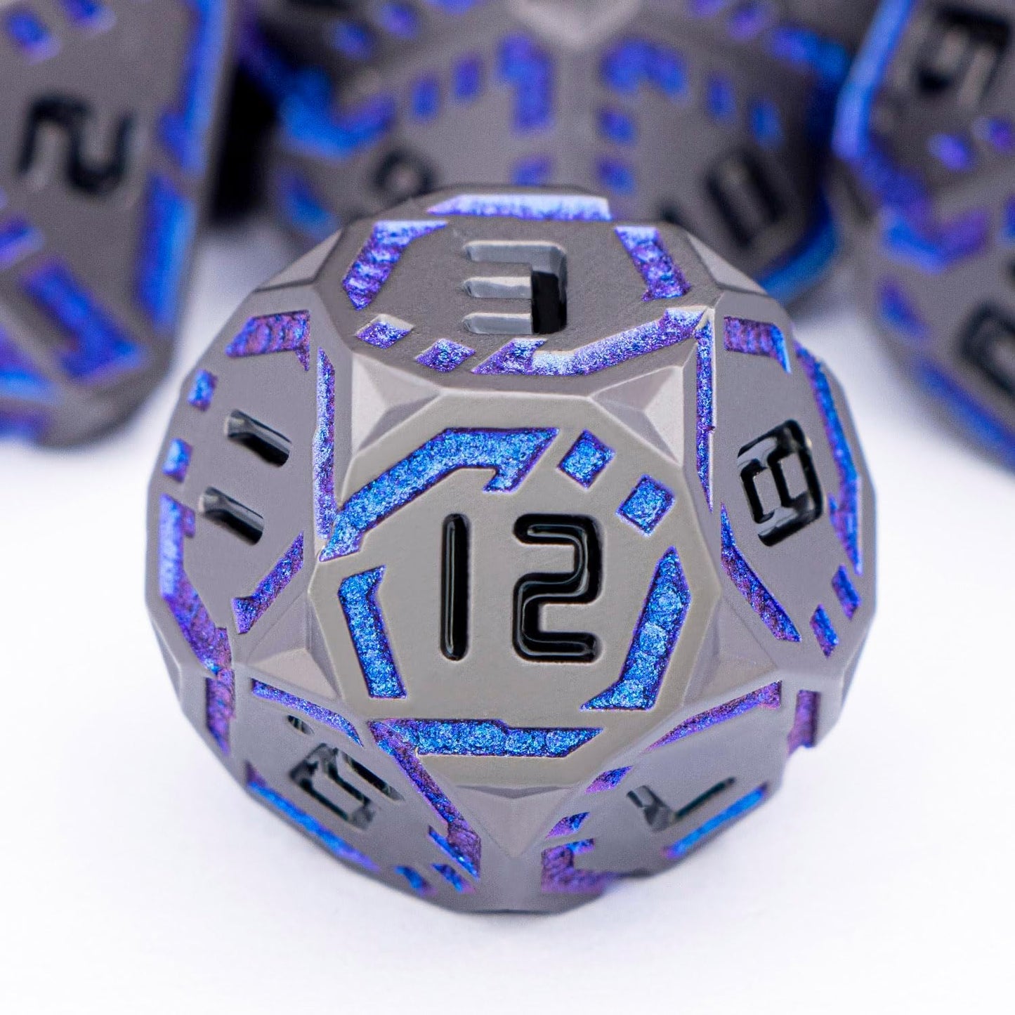 Metal DND Sci-fi Dice Set 7PCS Stripe Polyhedral Dice for Dungeons Dragons RPG Role Playing Game, Glitter D and D Dice with Gift Box D6 D8 D10 D12 D20 (Black&Blue Purple)