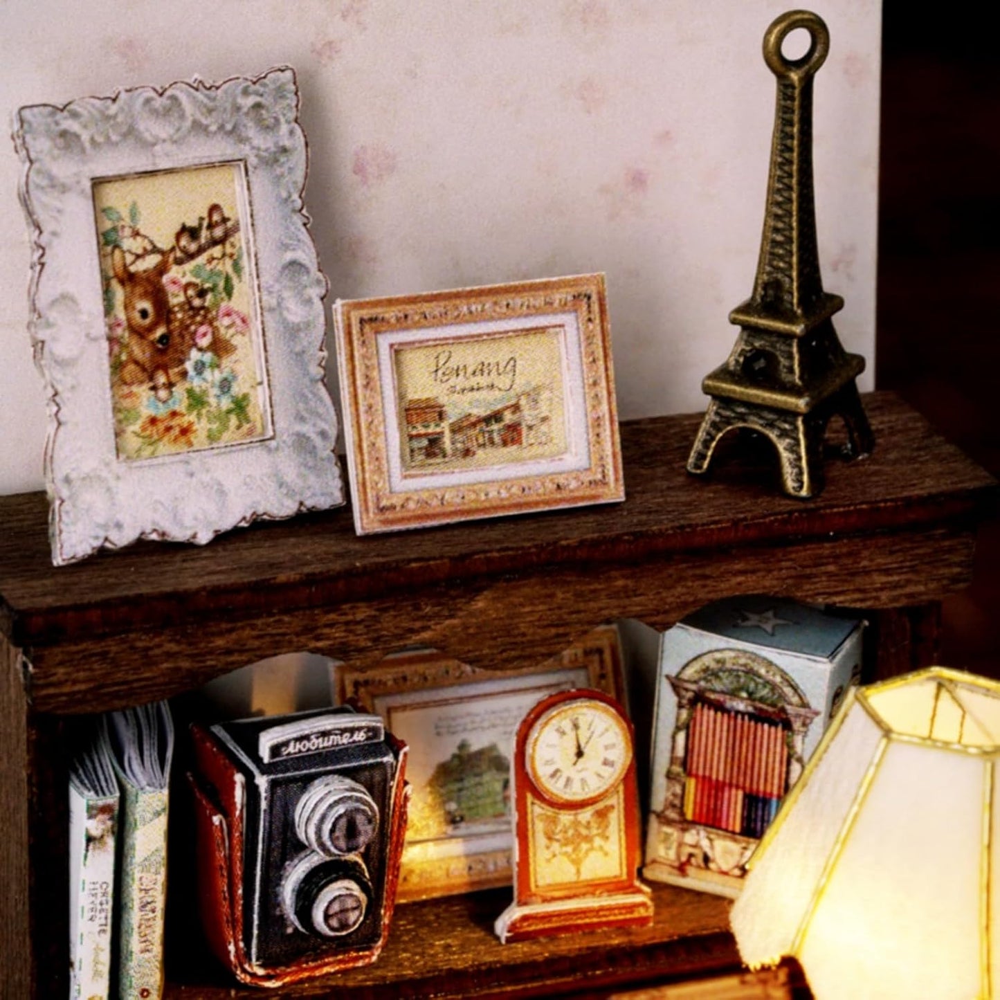 DIY Miniature House Kit, Mini House Building Kit with LED & Dust Cover, DIY Wooden Dollhouse Miniature Kit for Adults Teen, Wooden Crafts Lovely Dollhouse Kit, Elegant Studio