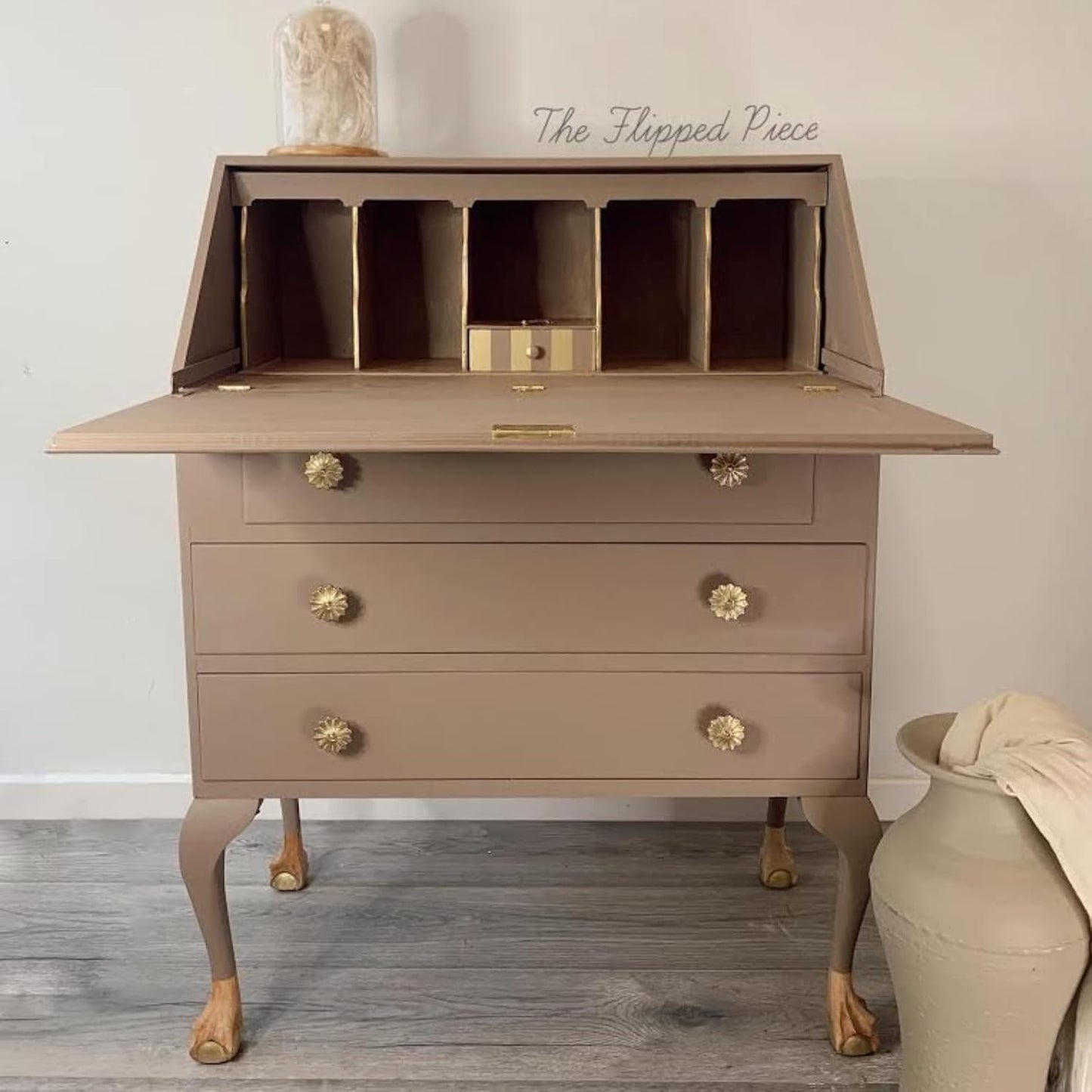 Dixie Belle Paint Company Chalk Finish Furniture Paint - Mud Puddle (16oz) - Matte Rich Taupe Chic Chalk Mineral DIY Furniture Paint