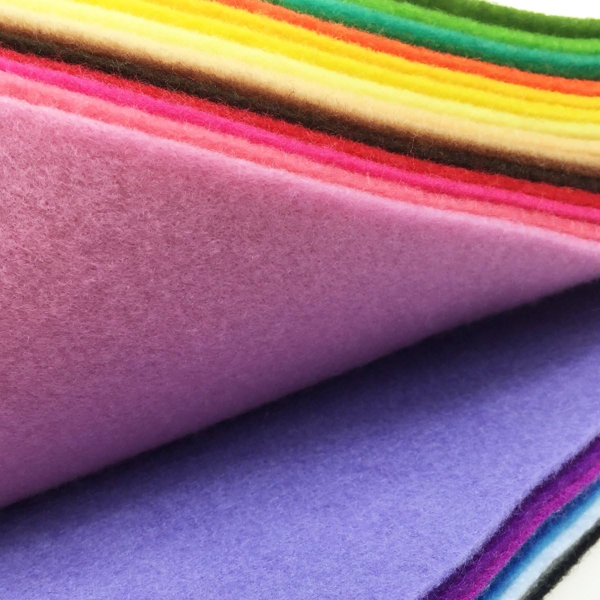 28pcs Thick 1.4mm Soft Felt Fabric Sheet Assorted Color Felt Pack DIY Craft Sewing Squares Nonwoven Patchwork (25x25cm)