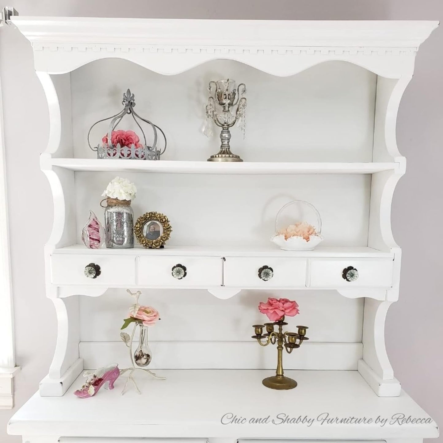 Dixie Belle Paint Company Chalk Finish Furniture Paint - Fluff (16oz) - Matte Soft White Chic Chalk Mineral DIY Furniture Paint