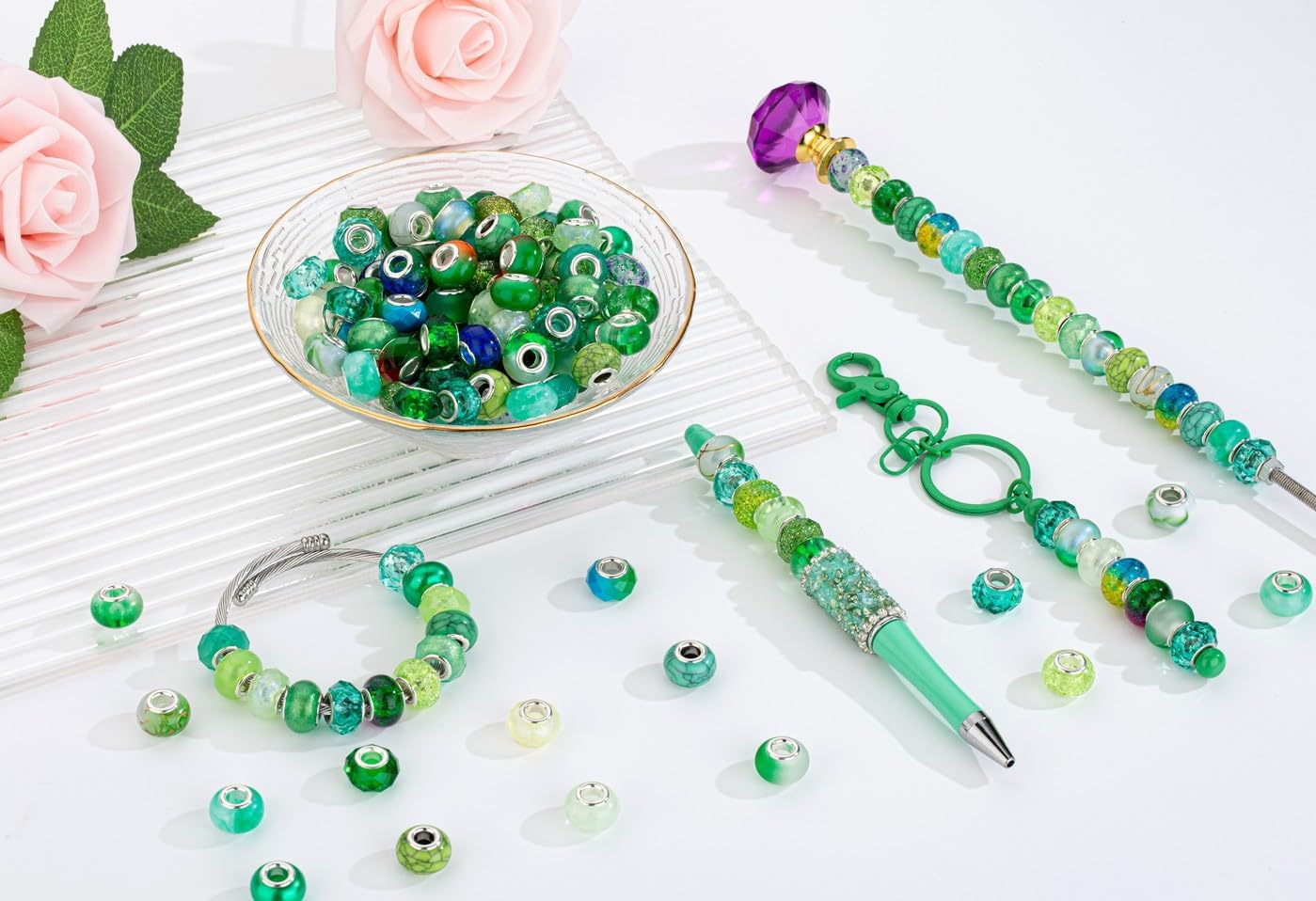 LAIDANLA Green Mix Large Hole Beads, 100pcs 15mm x 5mm Round Resin, Plastic, Acrylic Loose Beads for Jewelry Making, Bracelet, Necklace, Earrings, Keychain, DIY Gifts