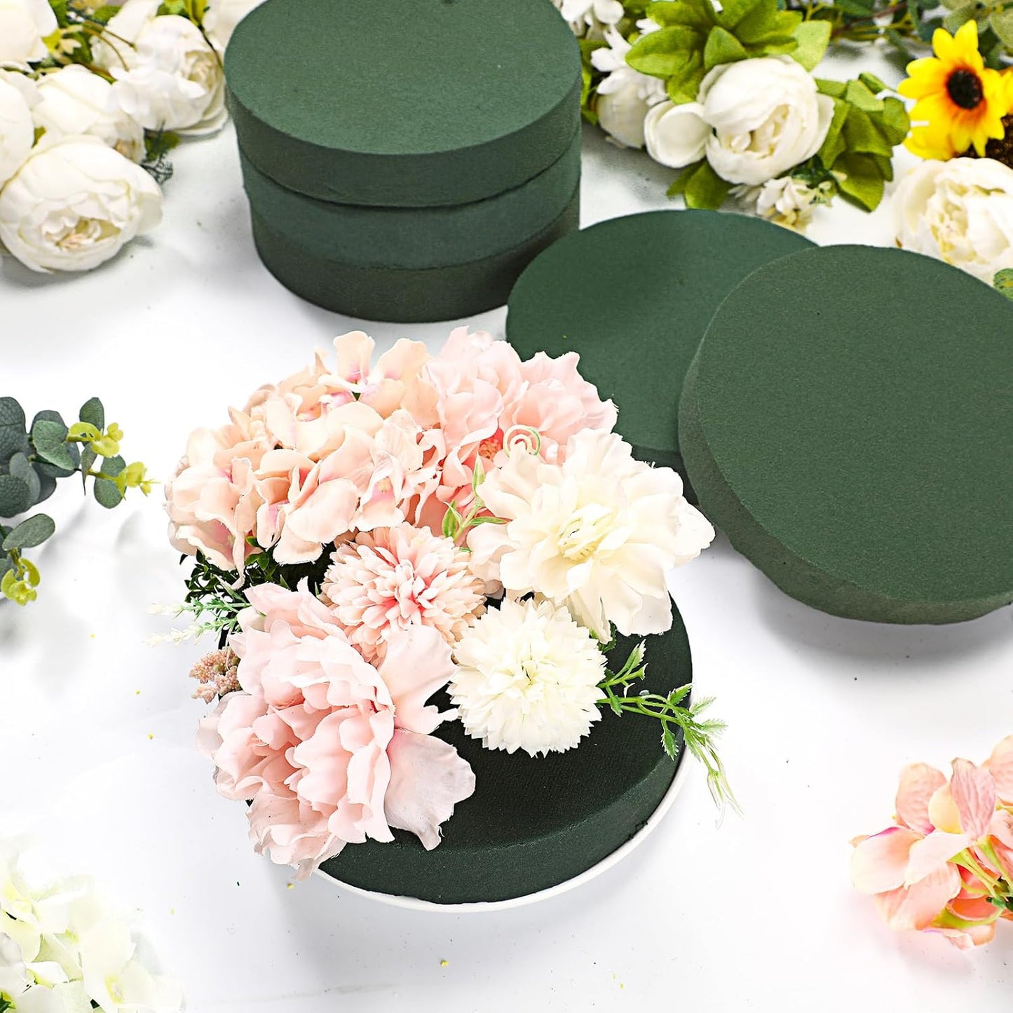 Maitys 12 Pieces Round Floral Foam Wet Green Flower Foam DIY Flower Arrangement Kit for Aisle Wedding Party Decoration(8 x 8 x 1.57 Inches)