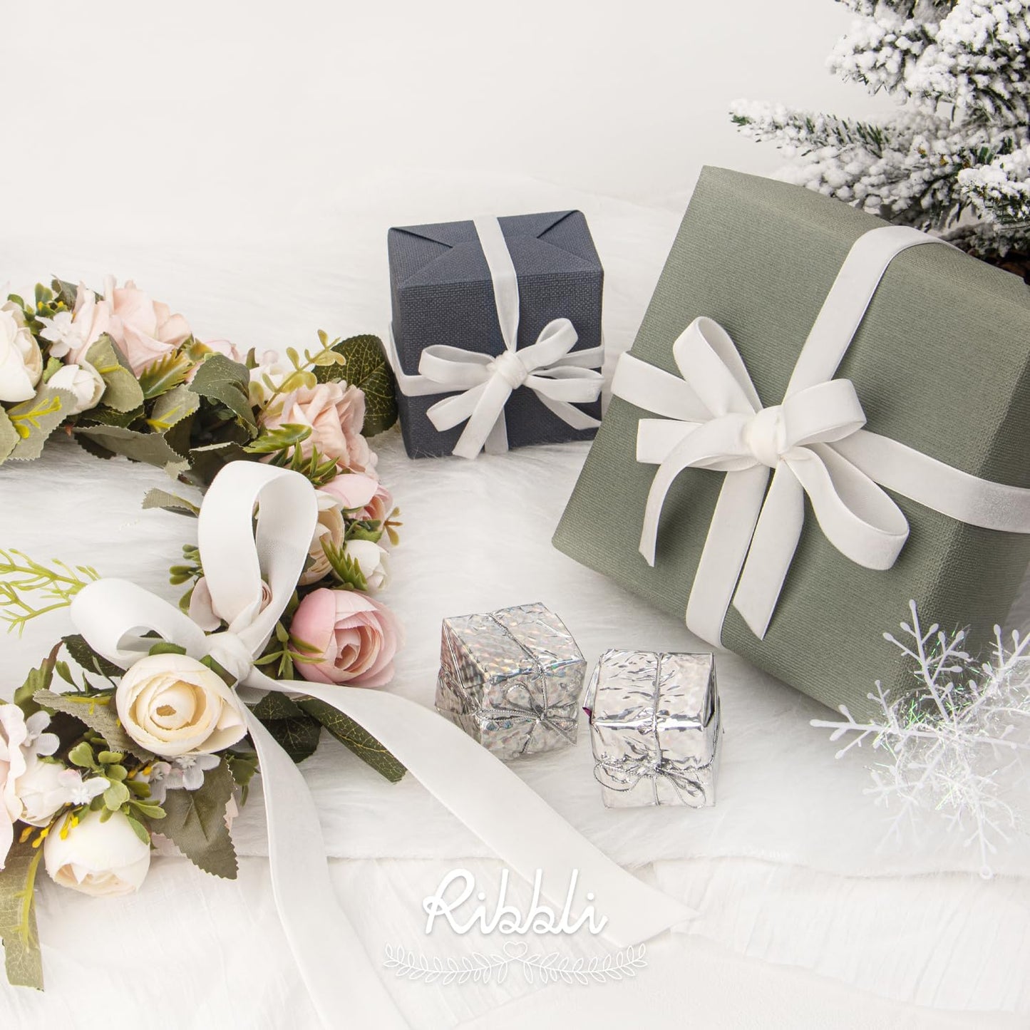 Ribbli Polyester Cream White Velvet Ribbon,3/8 Inches Continuous10-Yard Spool,Off White Christmas Ribbon for Gift Wrapping,Floral Bouquets, Home Decor