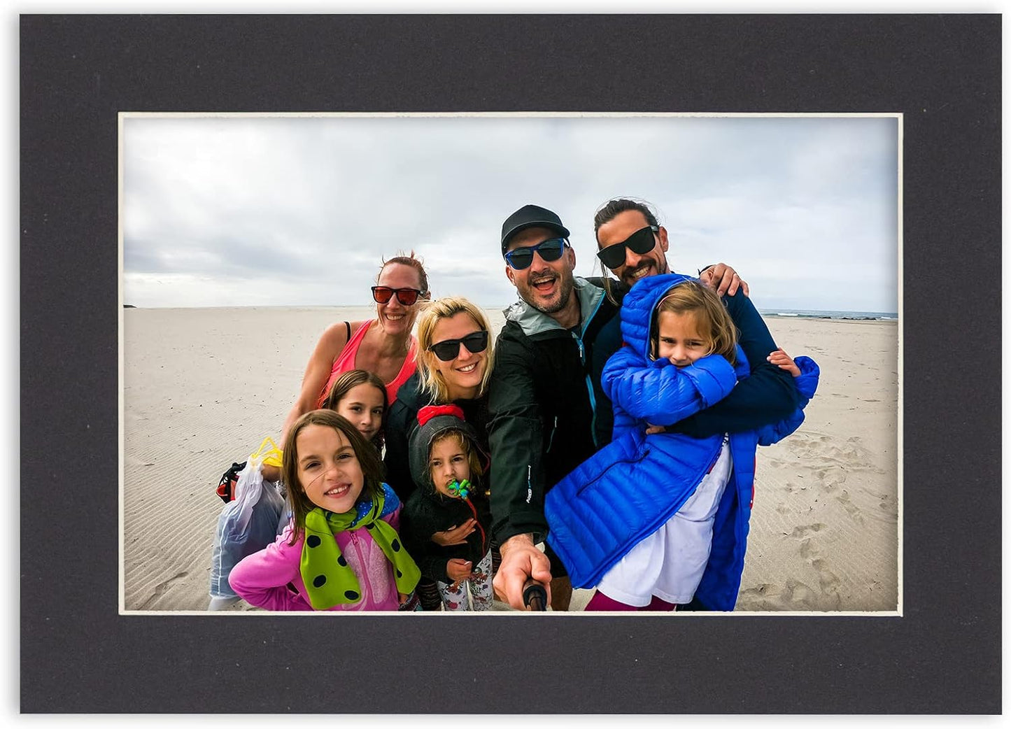 Pack of 25 Acid Free 8x10 Mats Bevel Cut for 5.5x8.5 Photos - Black Precut Matboards for Pictures, Photos, Framing - 4-ply Thickness