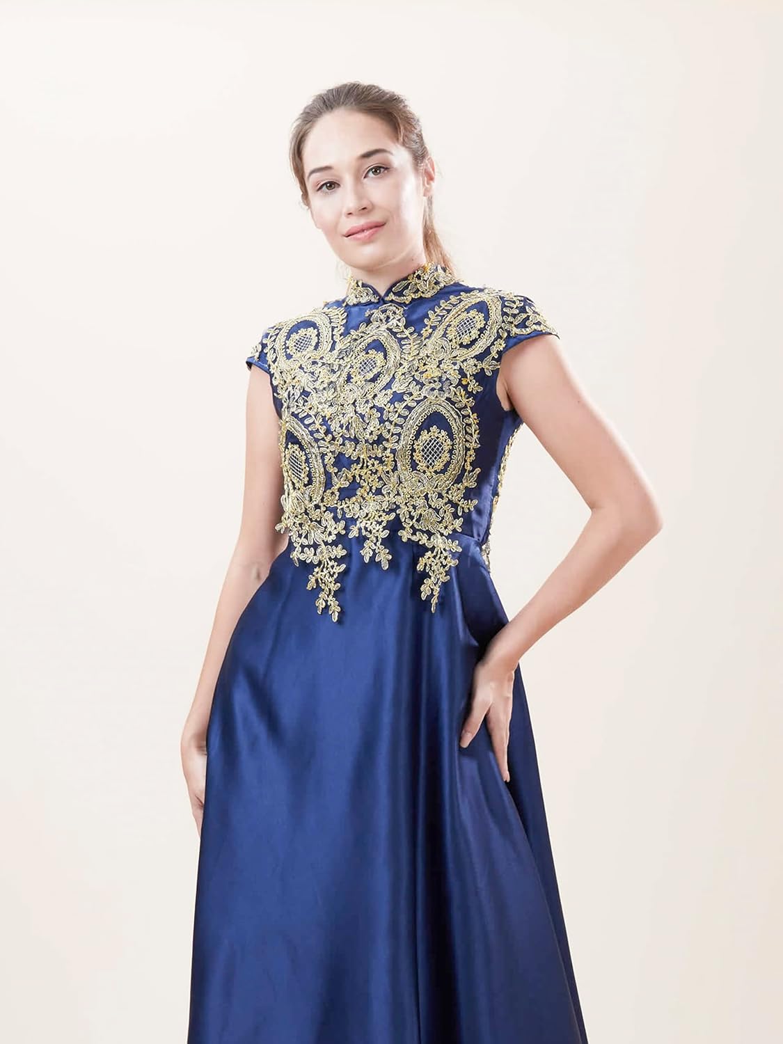 Seamless Photography Background Paper Roll, Cream Photo Paper Backdrop for Photography, Video and Streaming (107''x16' Ivorine)