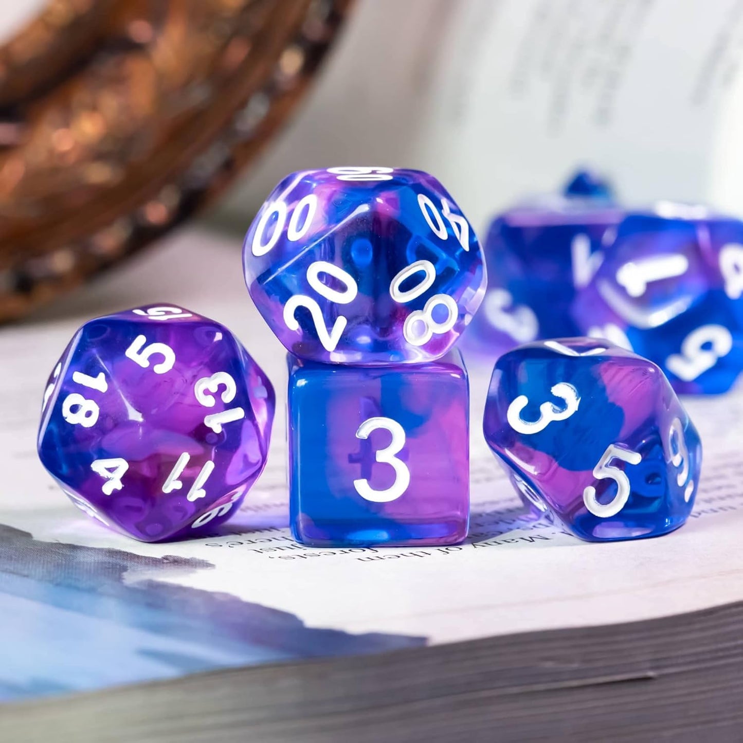 7-Die DND Dice Set Polyhedral Dice Set with a Leather Dice Bag, D&D Dice Set for Dungeons and Dragons, RPG Table Games (T/Purple Blue)