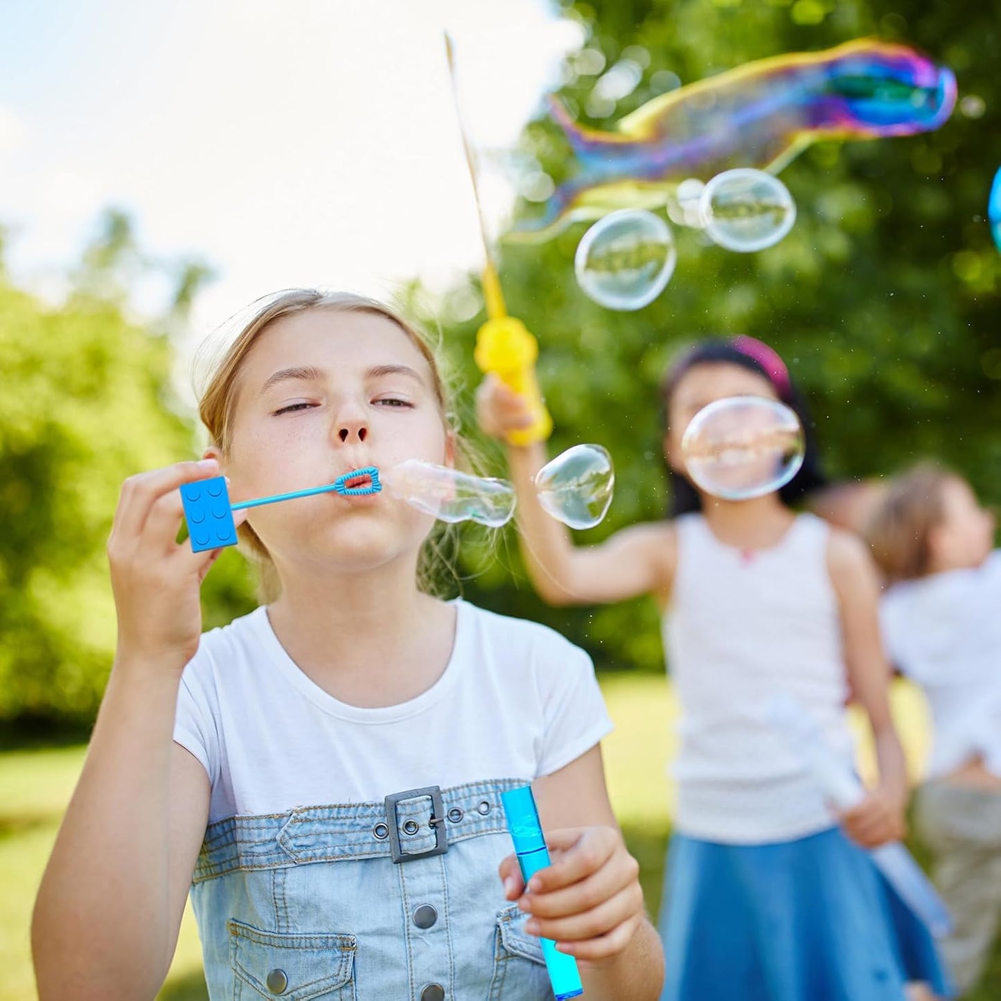 Building Blocks Party Favors,24Pcs Building Blocks Bubble Wands for Kids,Cute Bubble Wand for Birthday Party Supplies,Classroom Prizes Pinata Goodie Bag Stuffers Gifts