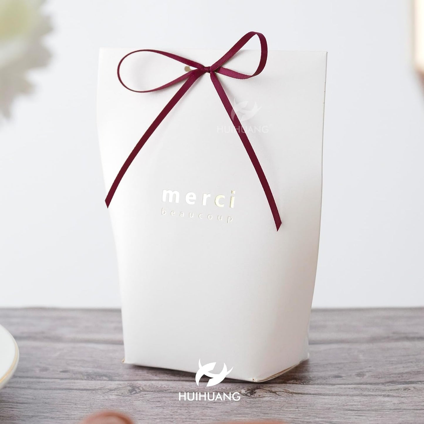 HUIHUANG Solid Color Satin Ribbon 1/8 inch x 100 Yards Double Faced Thin Ribbon Roll for Crafts Gift Wrapping DIY Bows Bouquet Decoration (Burgundy)